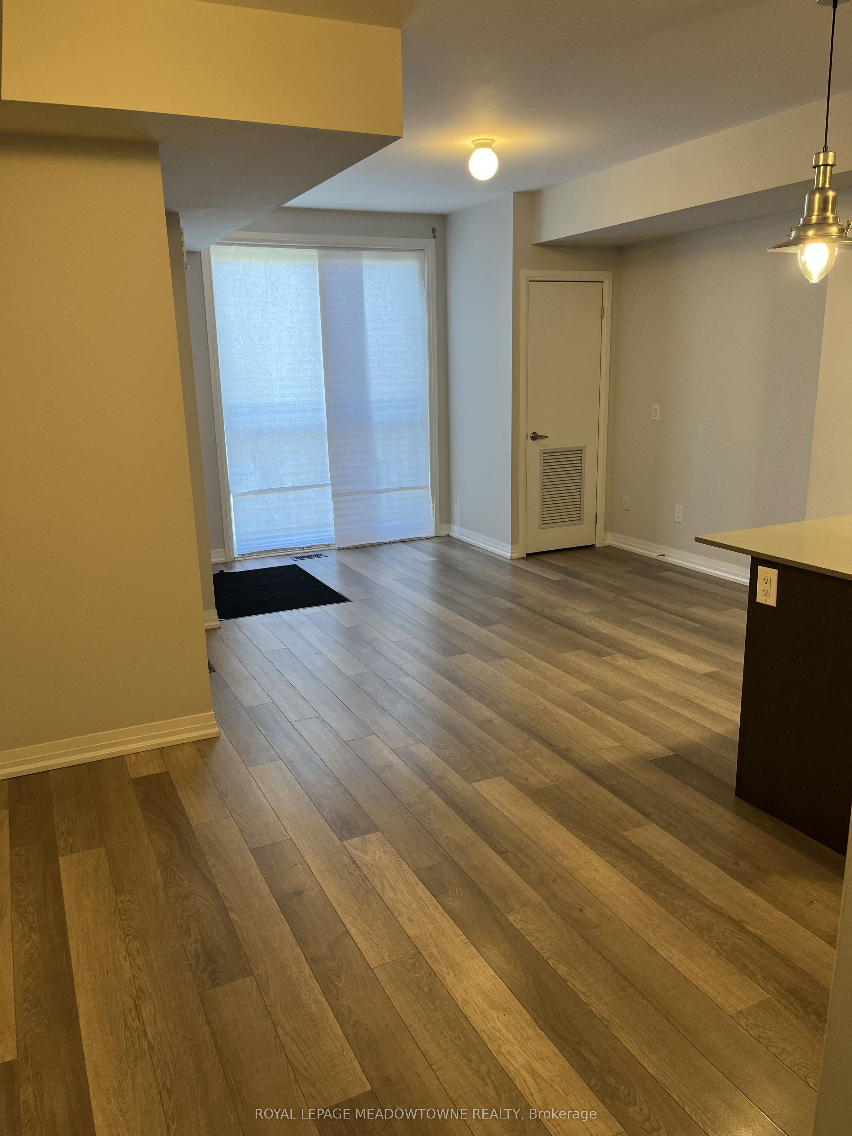 1208 Main Street 102, Milton, ON L9T 9K7 photo 5