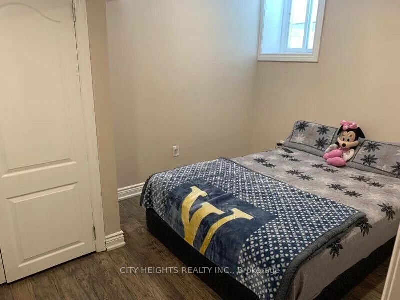 269 Elbern Markell Drive Basement, Brampton, ON L6X 5K9 photo 4