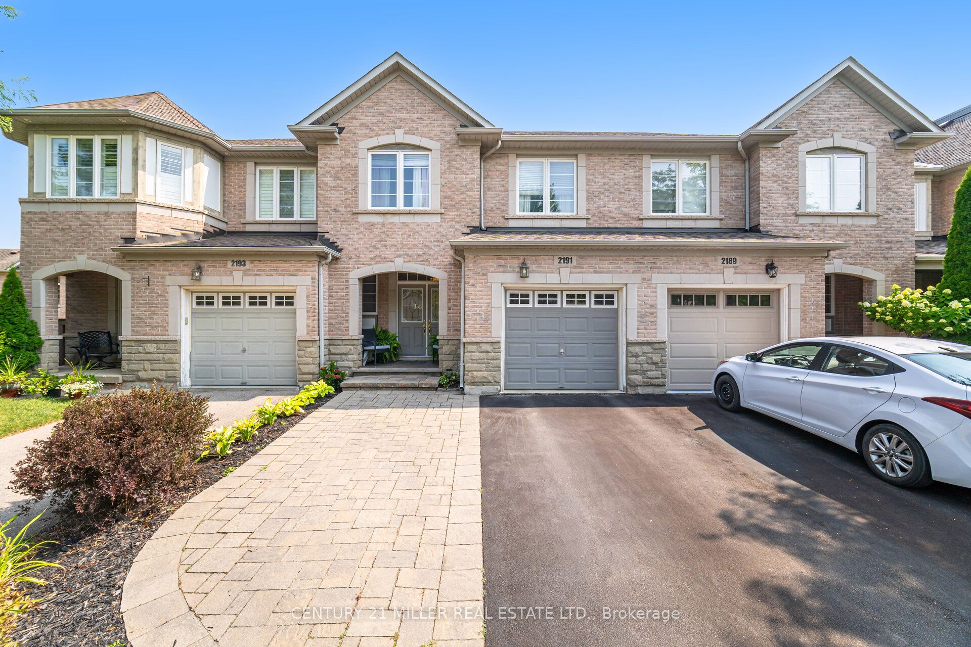 2191 Emily Circle, Oakville, ON L6M 0E5
