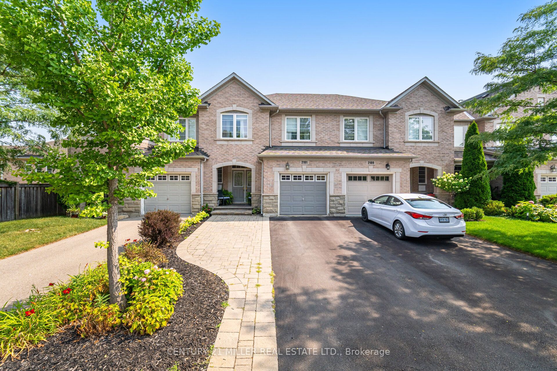 2191 Emily Circle, Oakville, ON L6M 0E5 photo 2