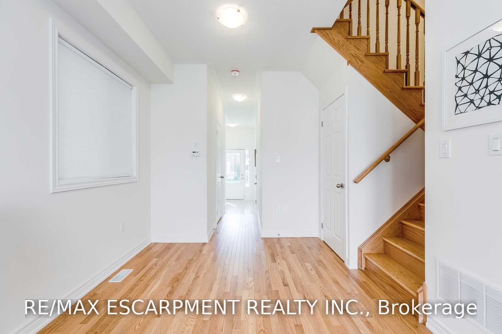 3967 Leonardo Street, Burlington, ON L7M 0Z7 photo 5