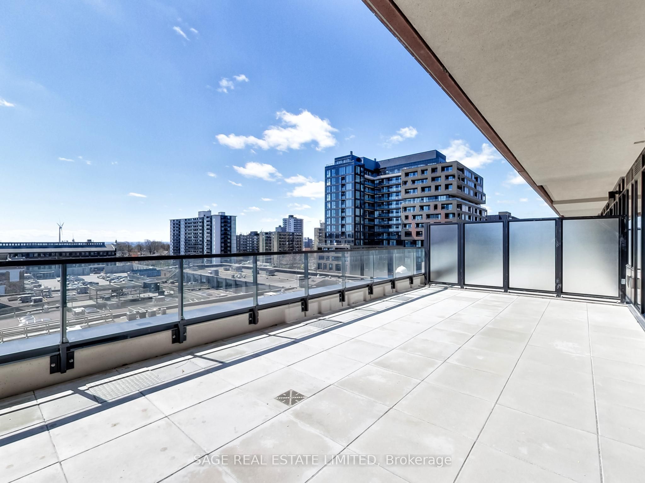 285 Dufferin Street 514, Toronto, ON M6K 1Z7 photo 3