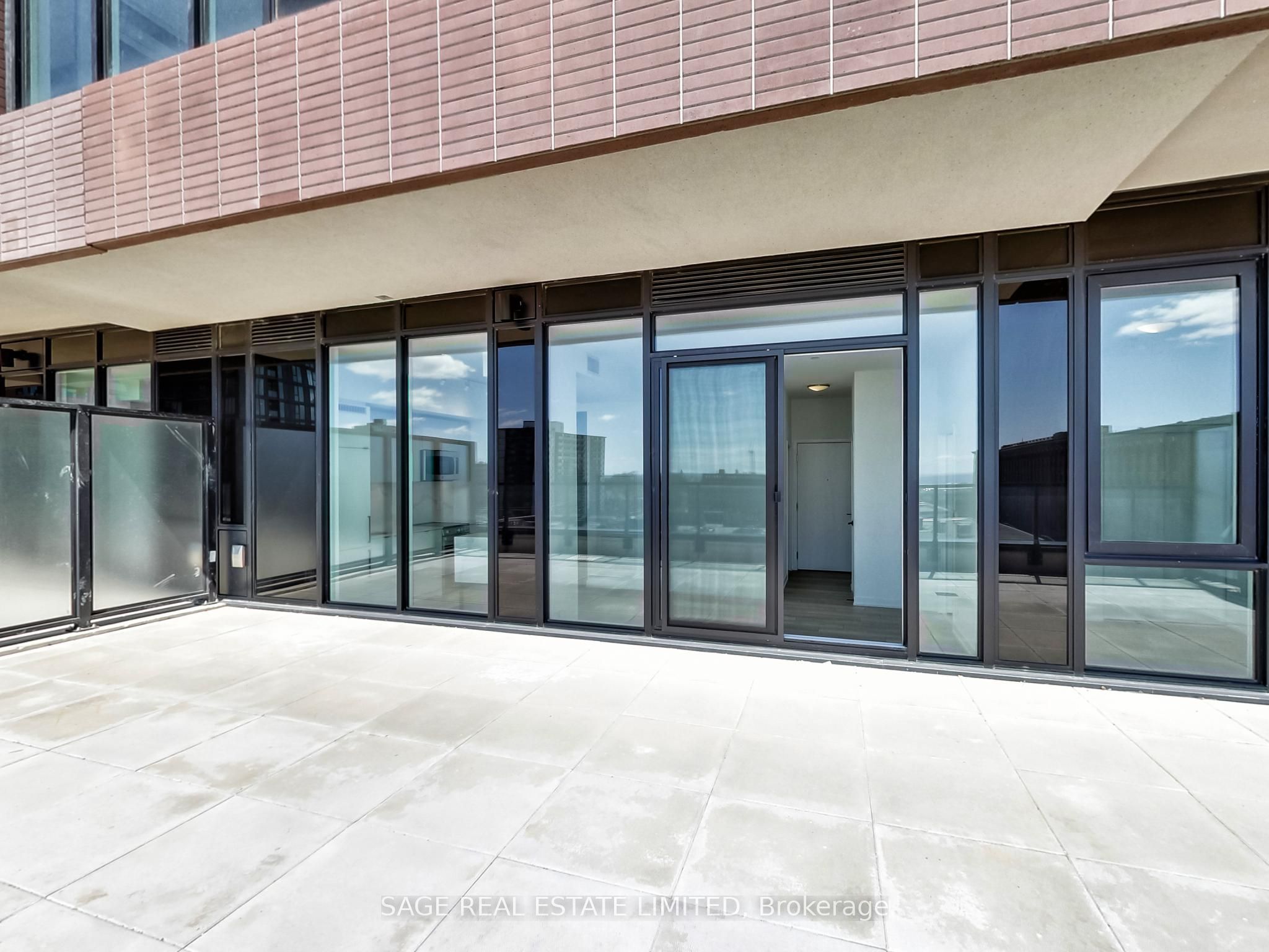 285 Dufferin Street 514, Toronto, ON M6K 1Z7 photo 5
