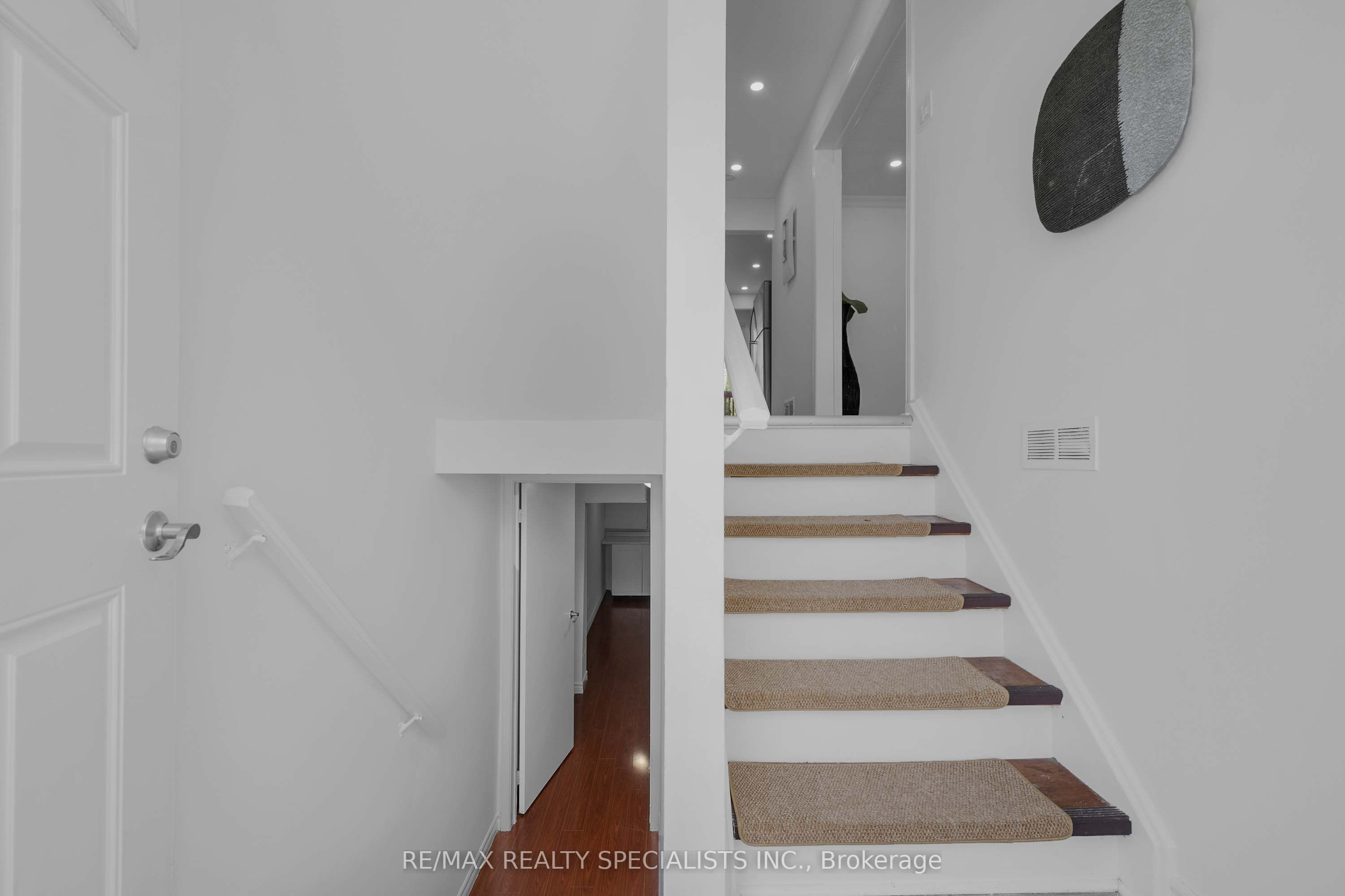 3525 Brandon Gate Drive 11, Mississauga, ON L4T 3M3 photo 3
