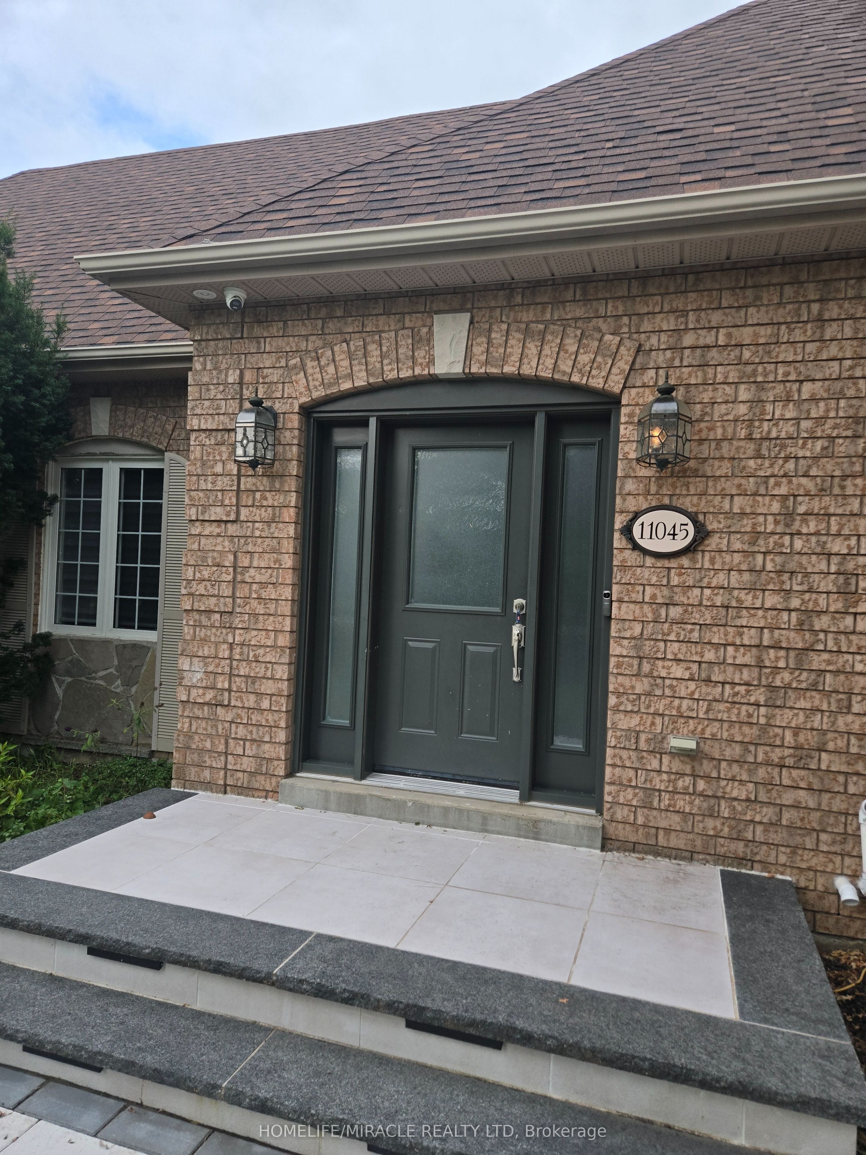 11045 Inglis Drive, Milton, ON L0P 1B0 photo 4