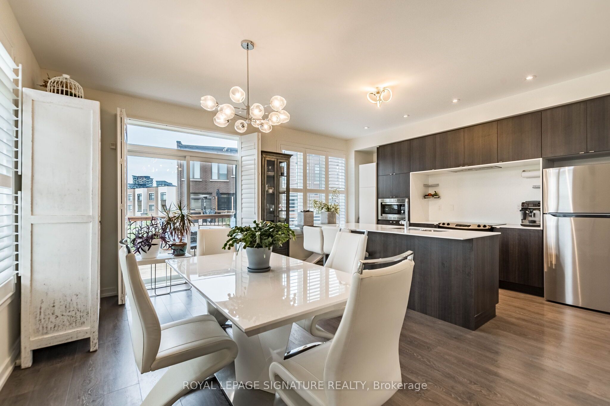 3121 Mintwood Circle, Oakville, ON L6H 0P2 photo 4