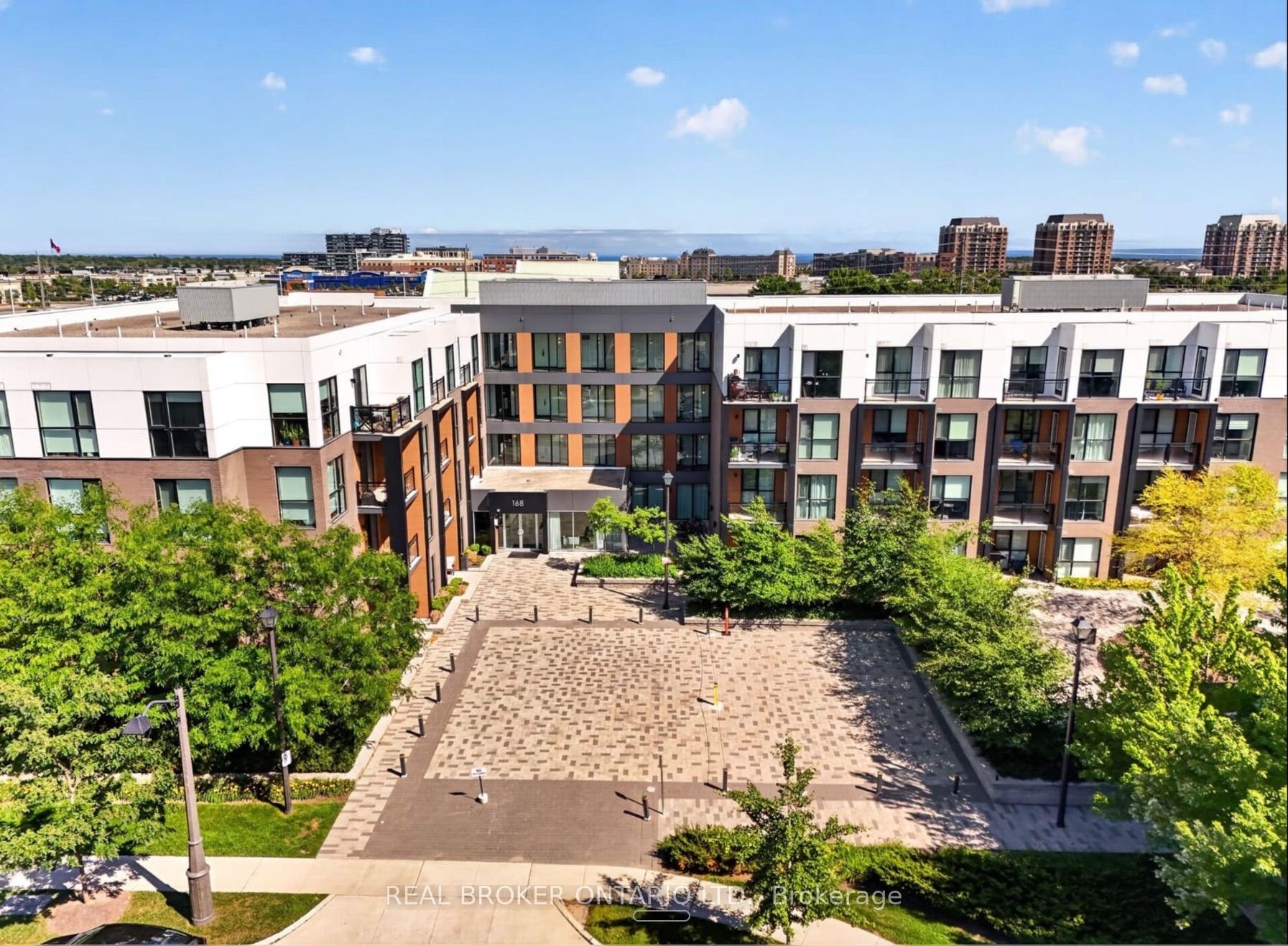 168 Sabina Drive 14, Oakville, ON L6W 0W5