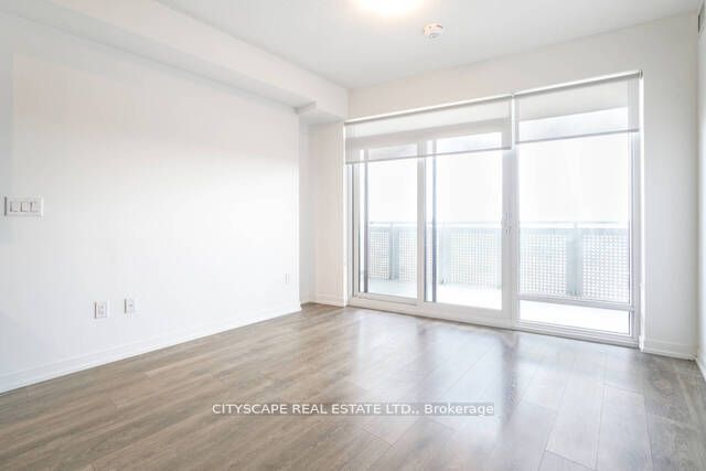 2520 Eglinton Avenue W 1507, Mississauga, ON L5M 0Y9 photo 5