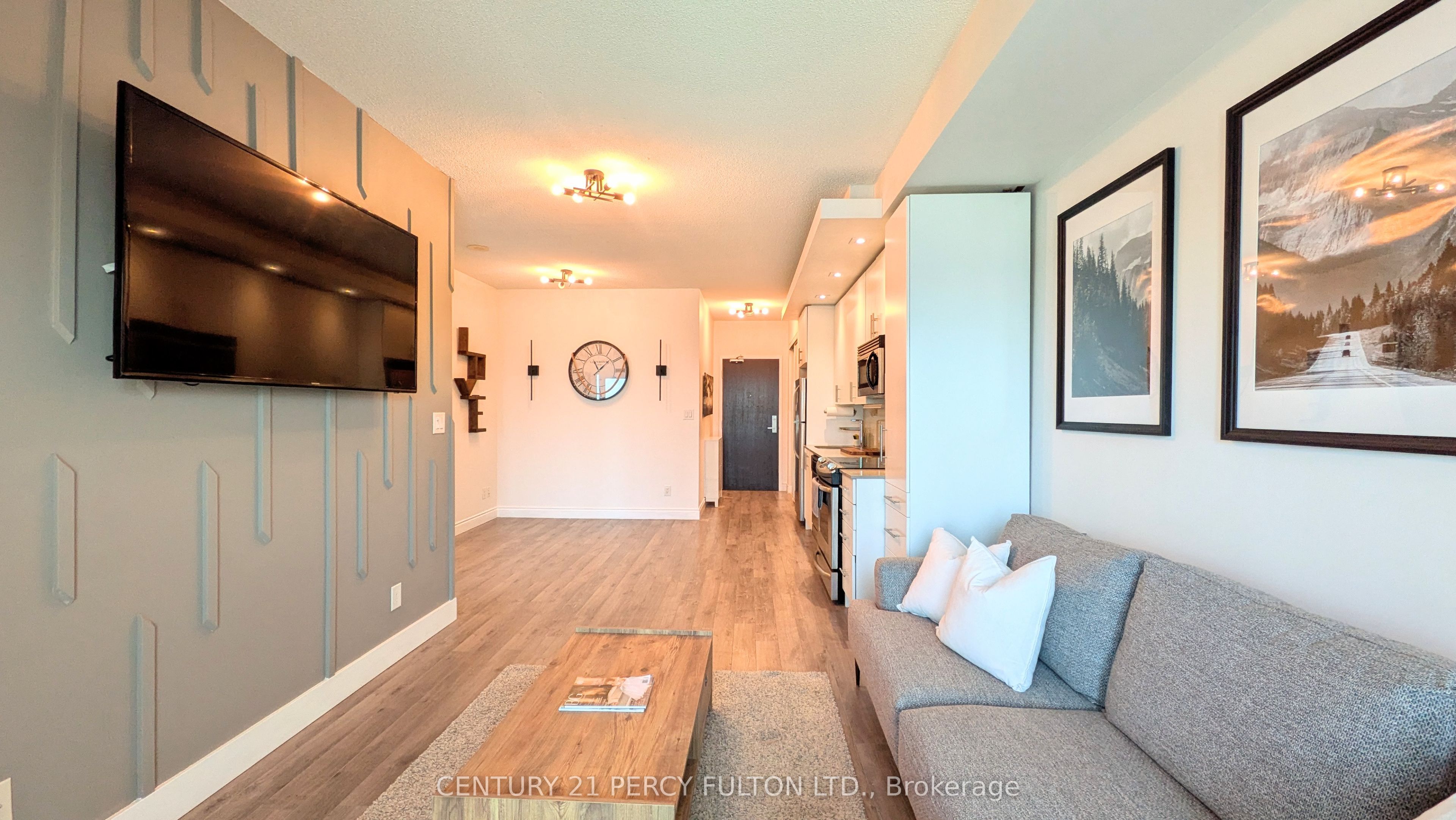 165 Legion Road N 2634, Toronto, ON M8Y 0B3 photo 2