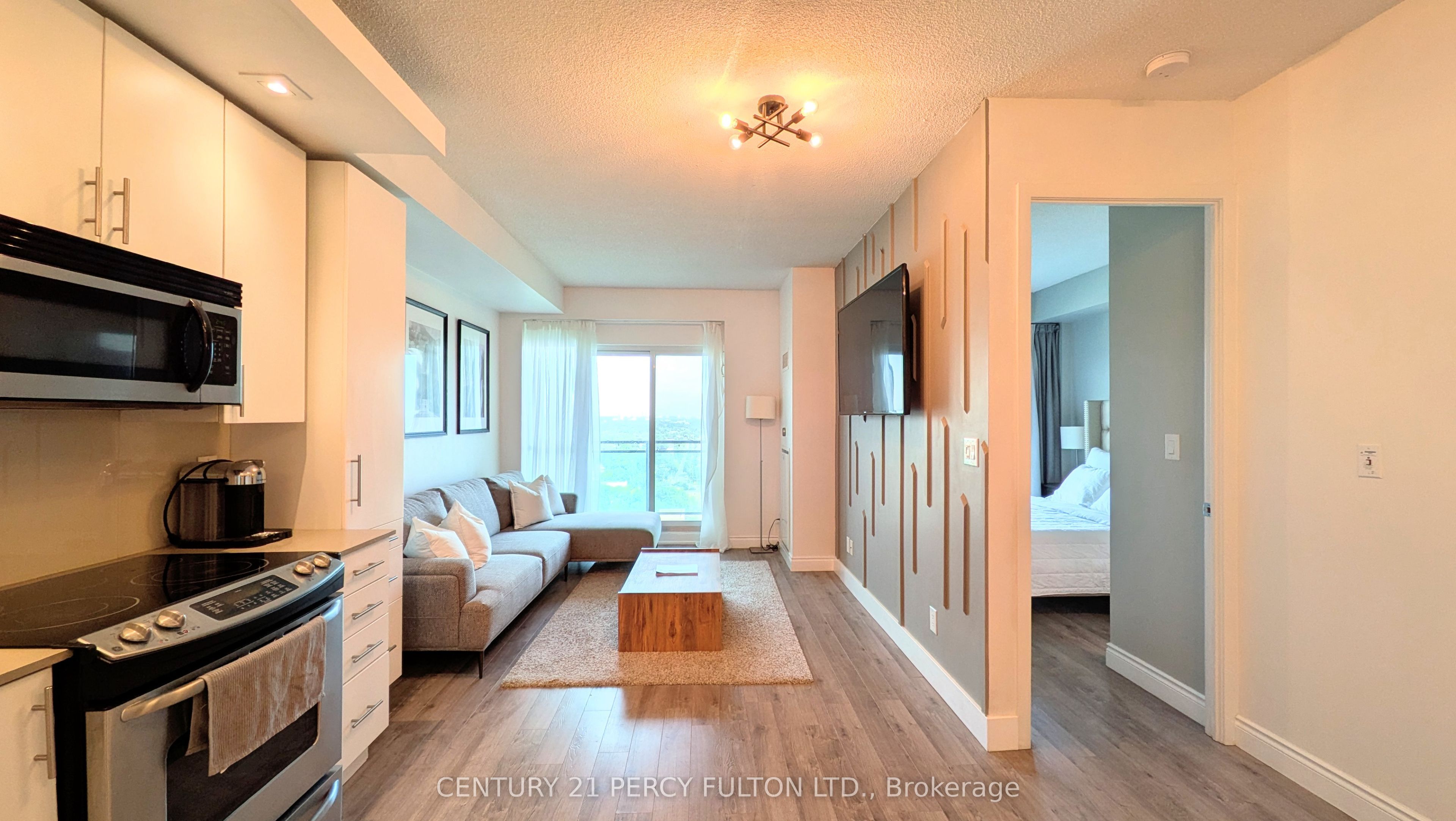 165 Legion Road N 2634, Toronto, ON M8Y 0B3 photo 3