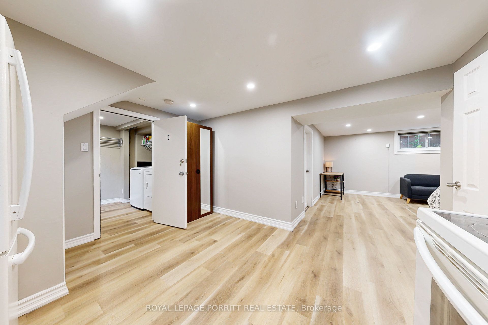 73 Gort Avenue C, Toronto, ON M8W 3Y9 photo 5