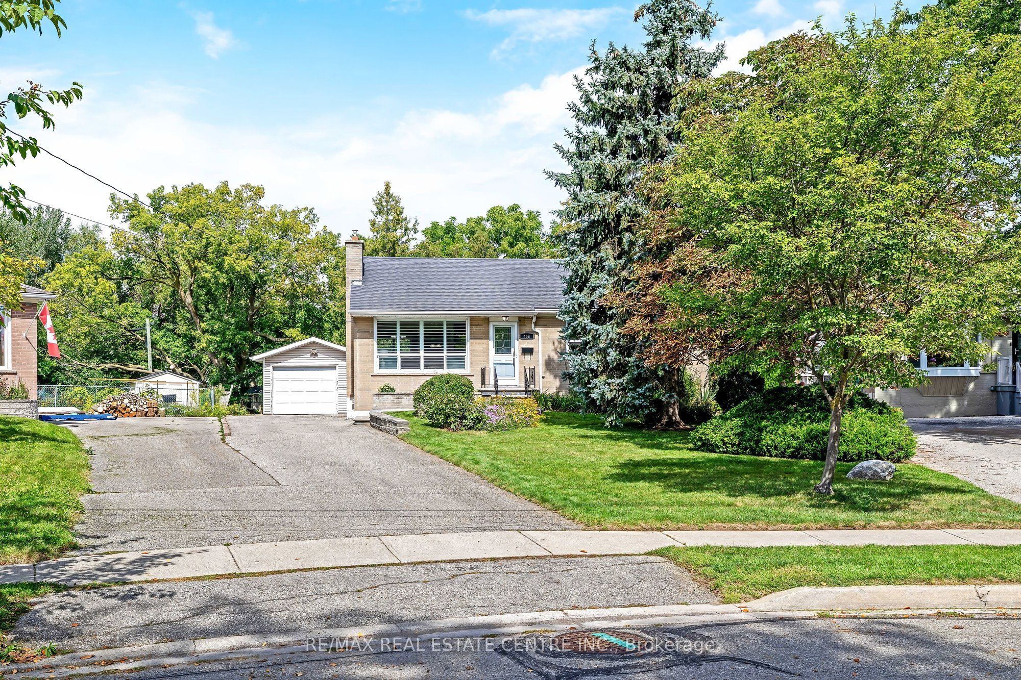 408 Kingsleigh Court, Milton, ON L9T 1X7 photo 3