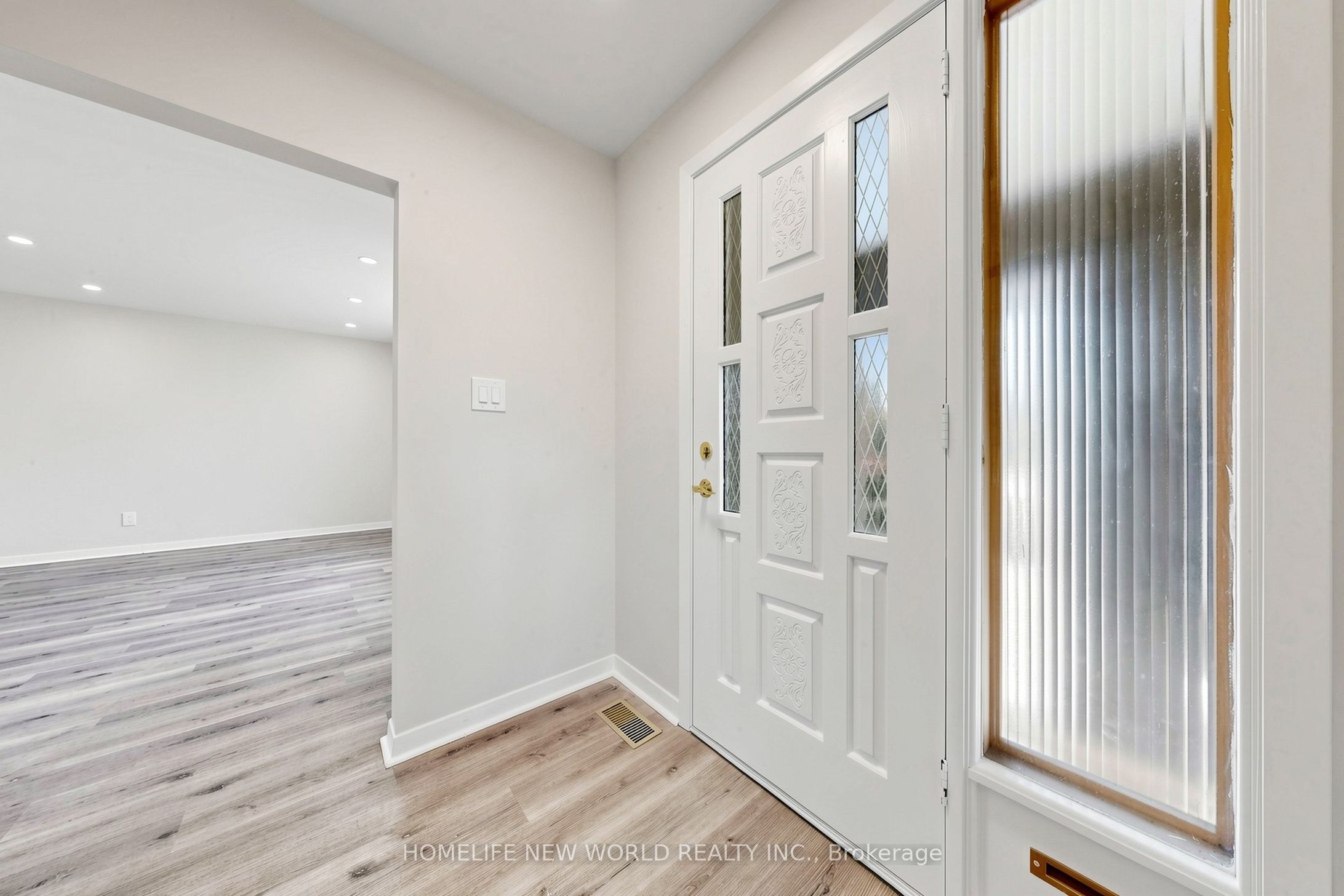 12 Greyfriar Court, Toronto, ON M3N 2A9 photo 4