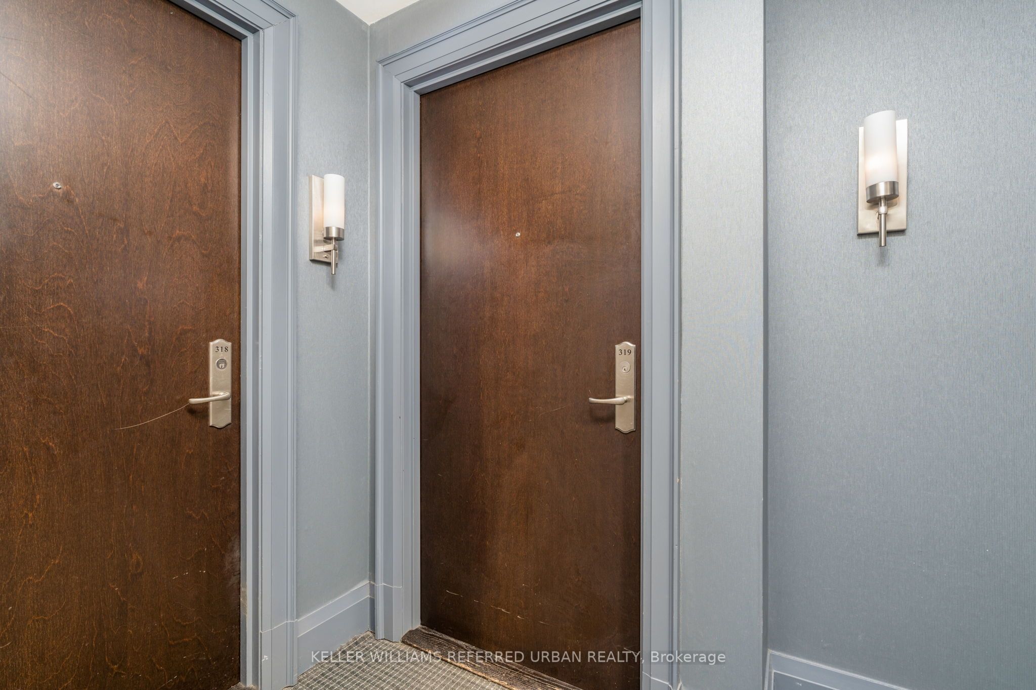 1135 Royal York Road 319, Toronto, ON M9A 0C3 photo 4