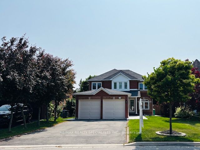 6828 Gracefield Drive Upper, Mississauga, ON L5N 6T6
