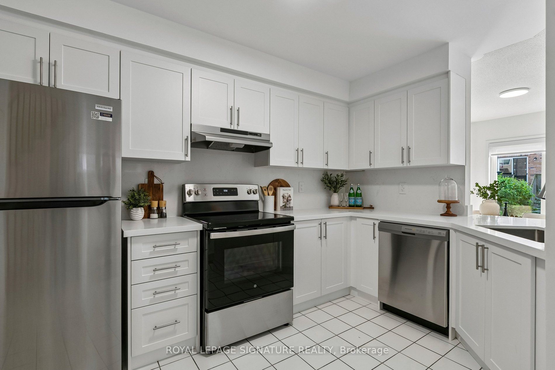 5255 Palmetto Place 71, Mississauga, ON L5M 0H2 photo 2
