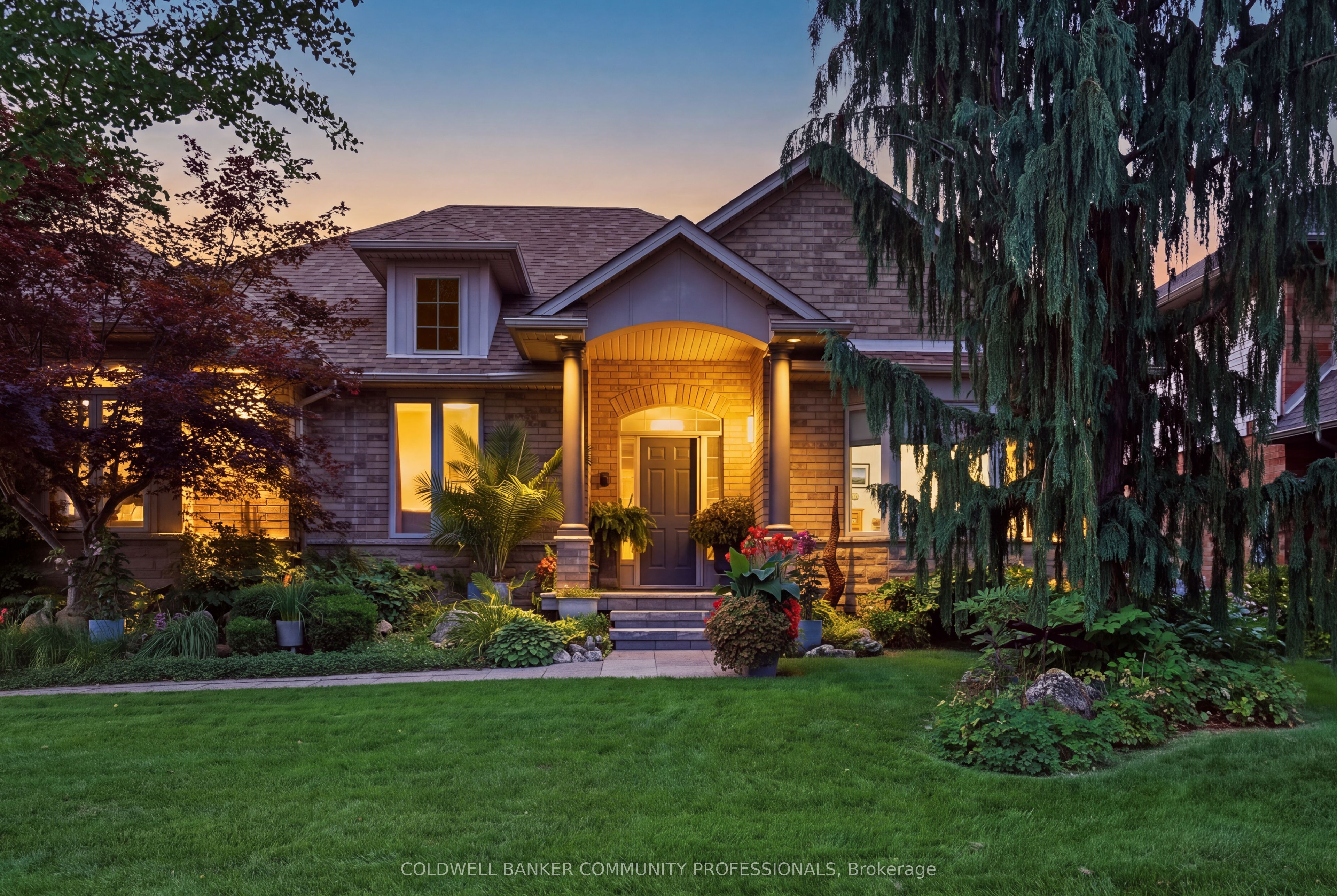 517 Genista Drive, Burlington, ON L7T 4L6