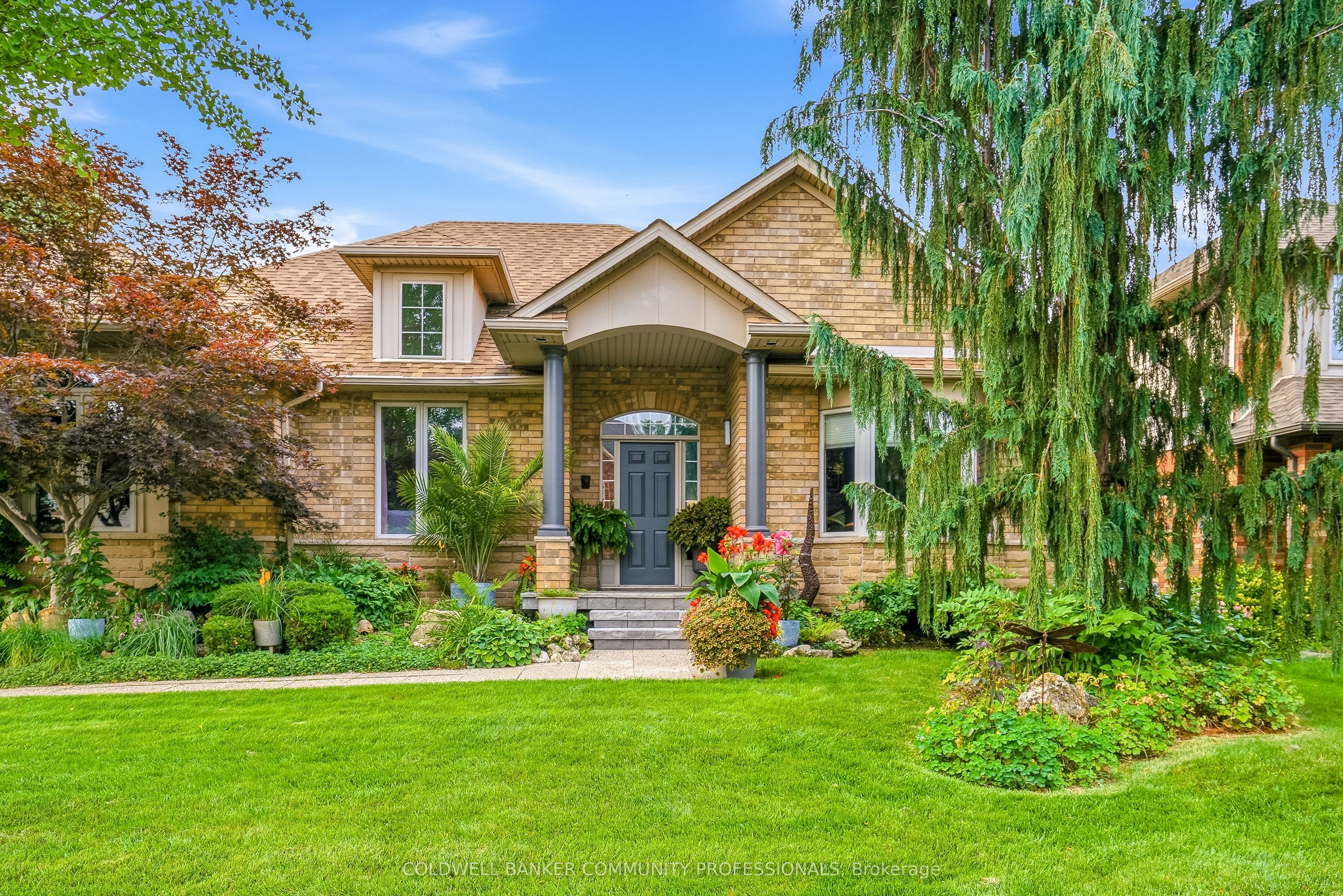 517 Genista Drive, Burlington, ON L7T 4L6 photo 2