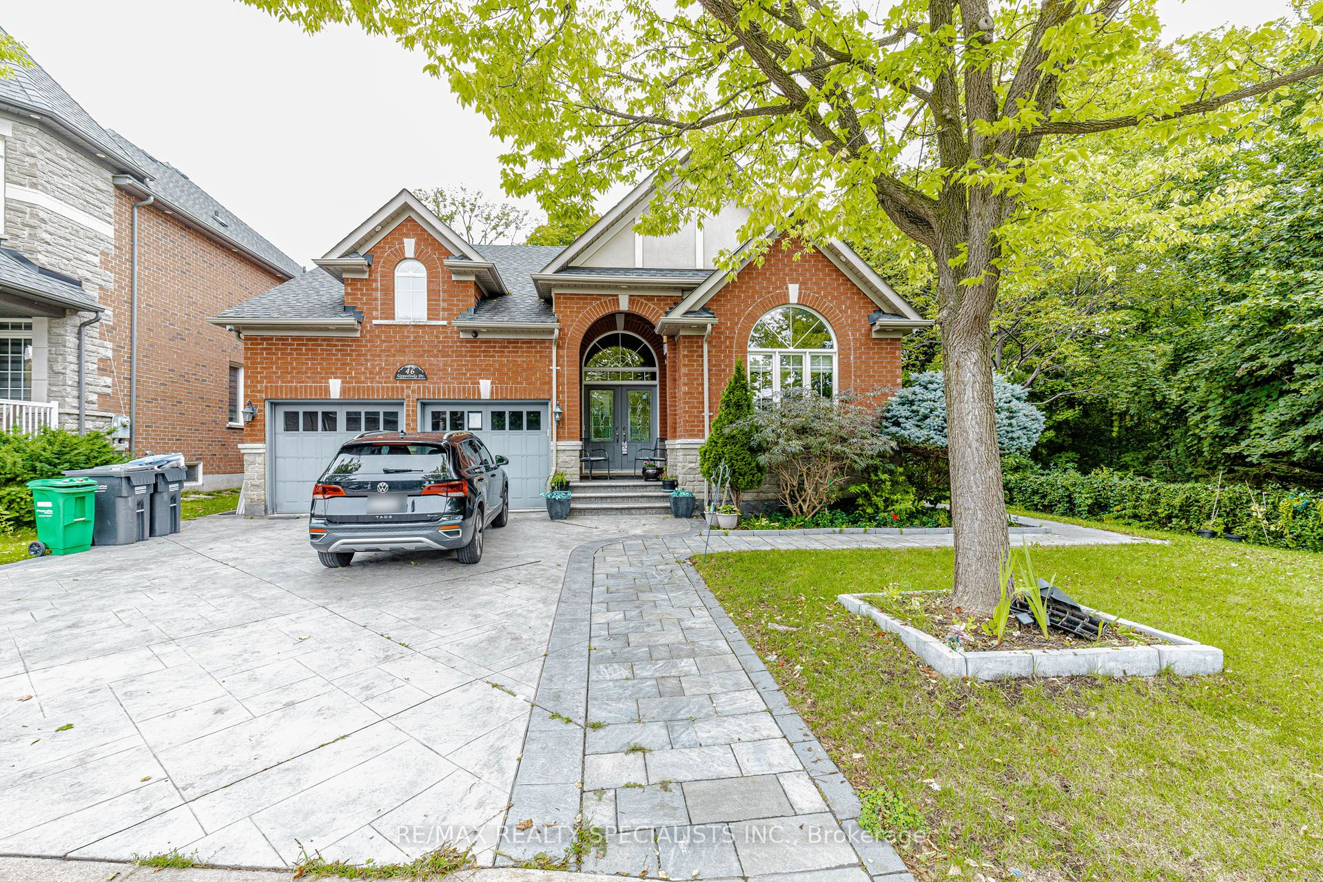 46 Upperlinks Drive Basement, Brampton, ON L6P 2T9