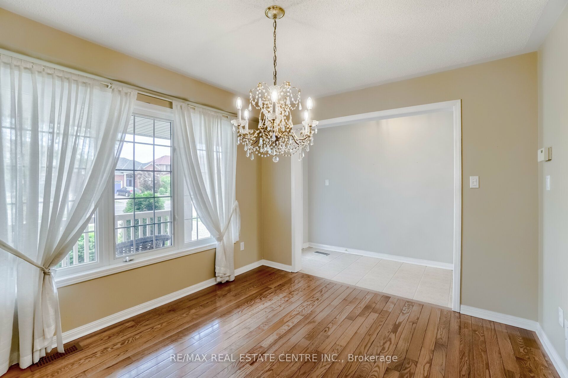 2298 Grand Oak Trail, Oakville, ON L6M 4X2 photo 5