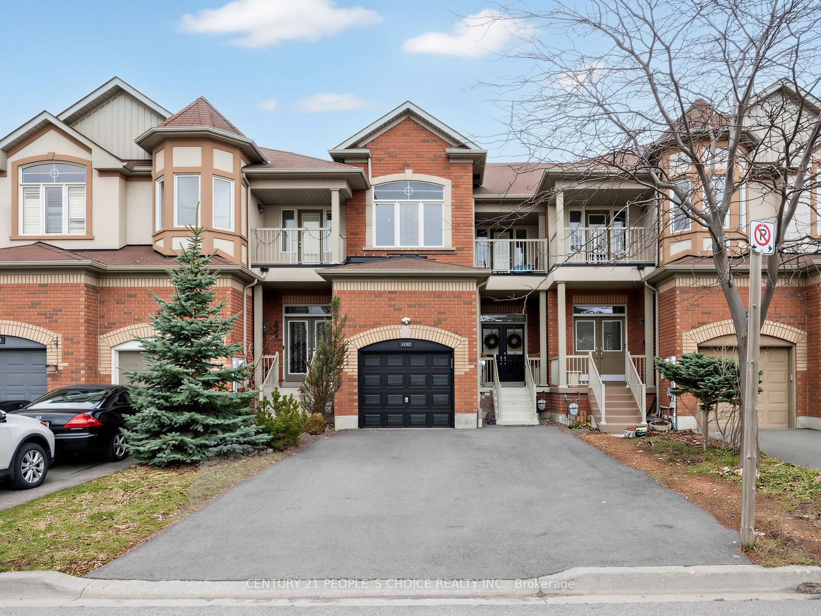 5298 Roadside Way E, Mississauga, ON L5M 0H9 photo 2