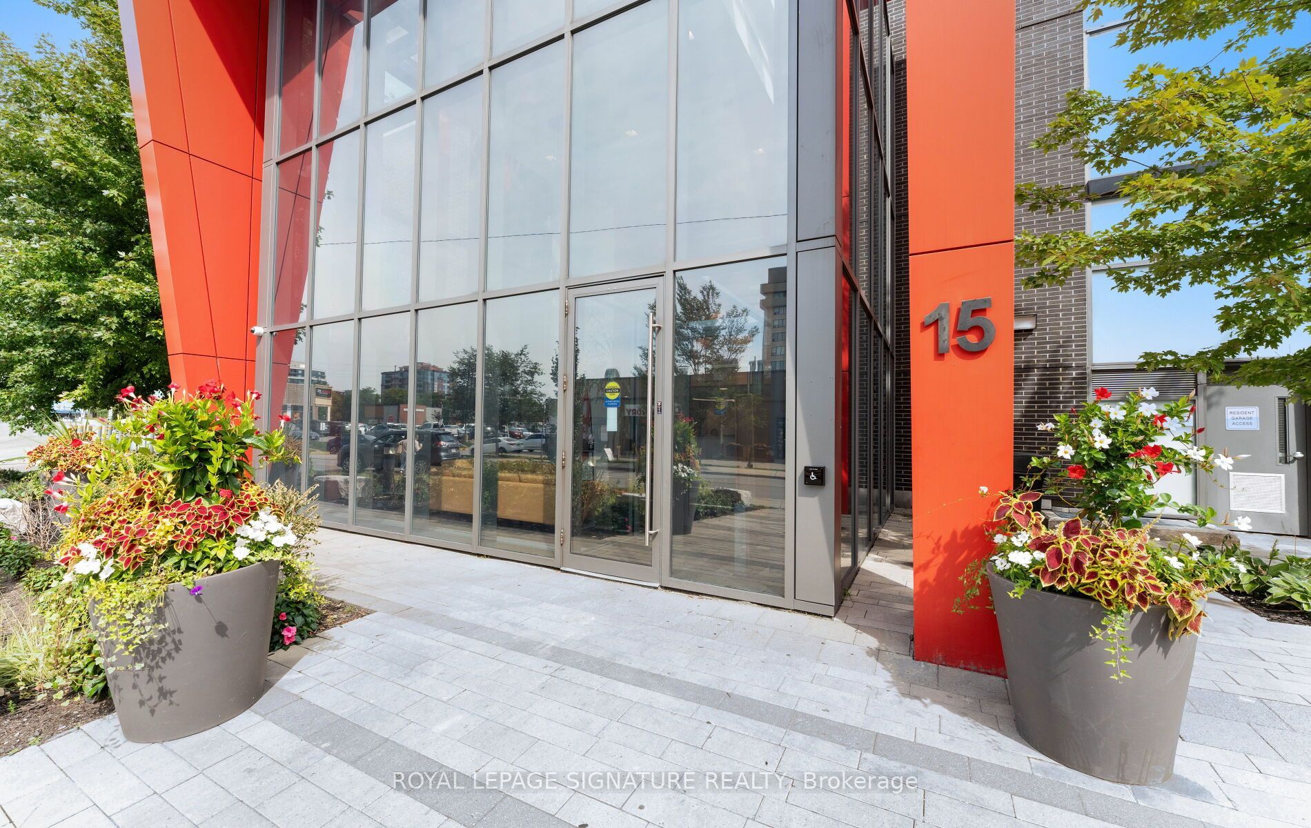 15 James Finlay Way 1101, Toronto, ON M3M 0B3 photo 2