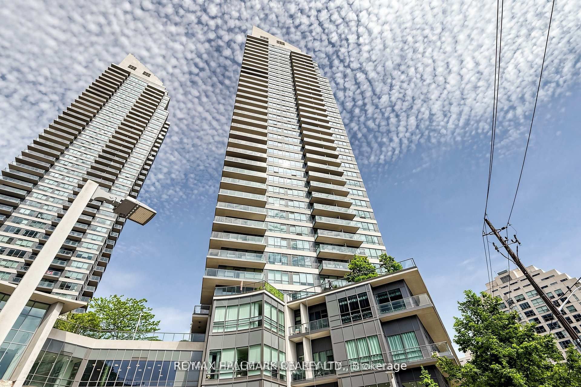 2240 Lake Shore Boulevard W 2907, Toronto, ON M8V 0B1 photo 4