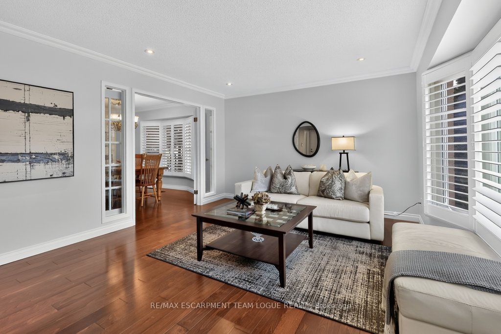 2109 Keith Close, Burlington, ON L7M 3H8 photo 5