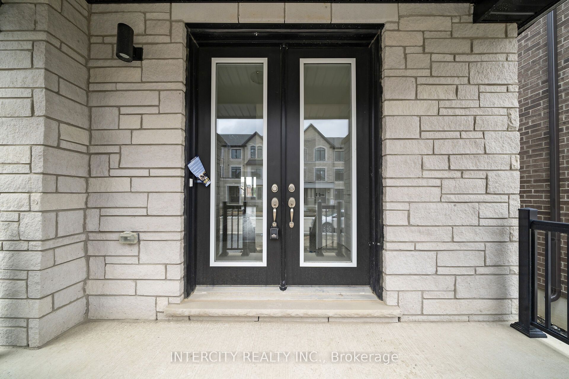 12 Damara Road Lot 80, Caledon, ON L7C 1Z9 photo 3