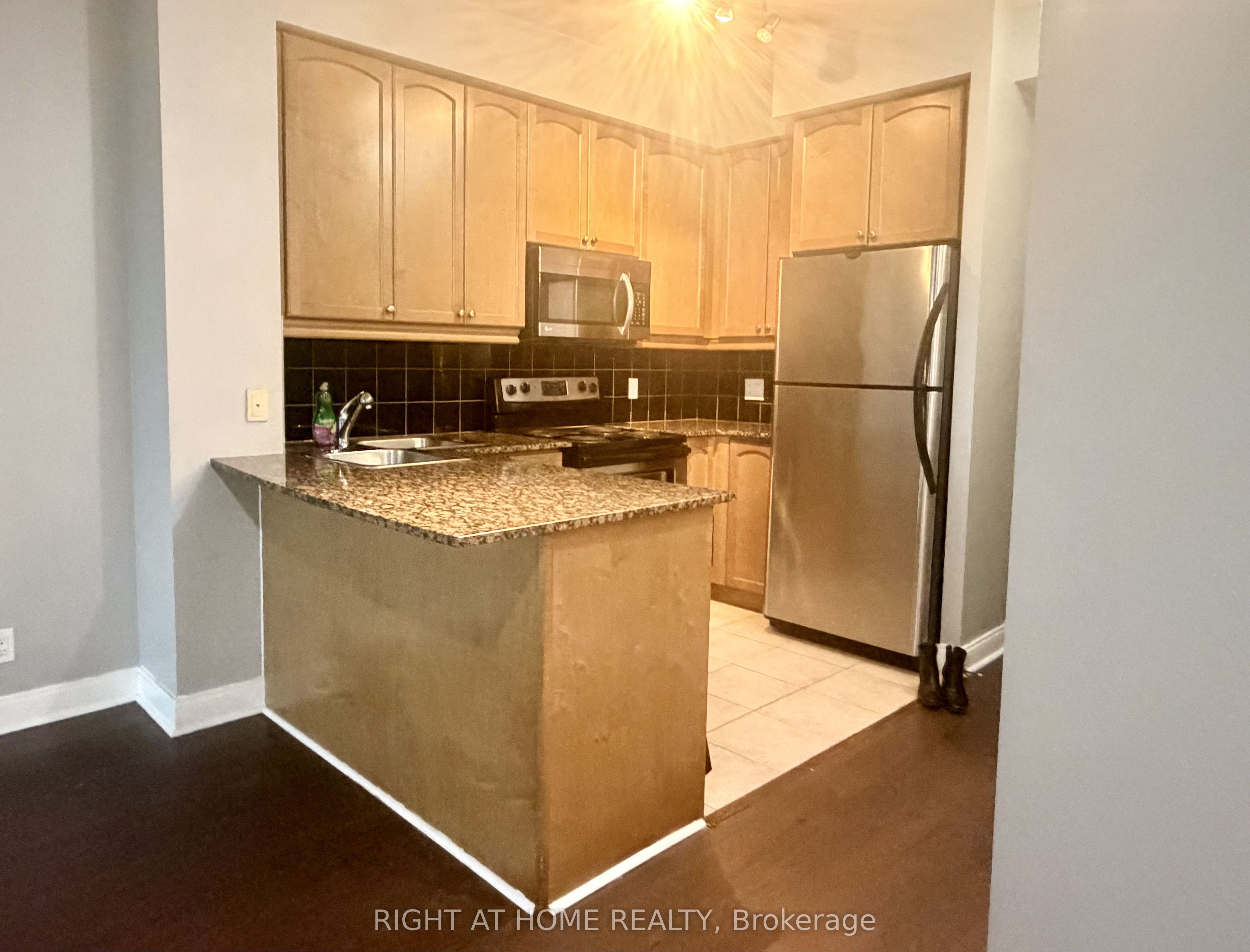 80 Absolute Avenue 1710, Mississauga, ON L4Z 0A5 photo 4