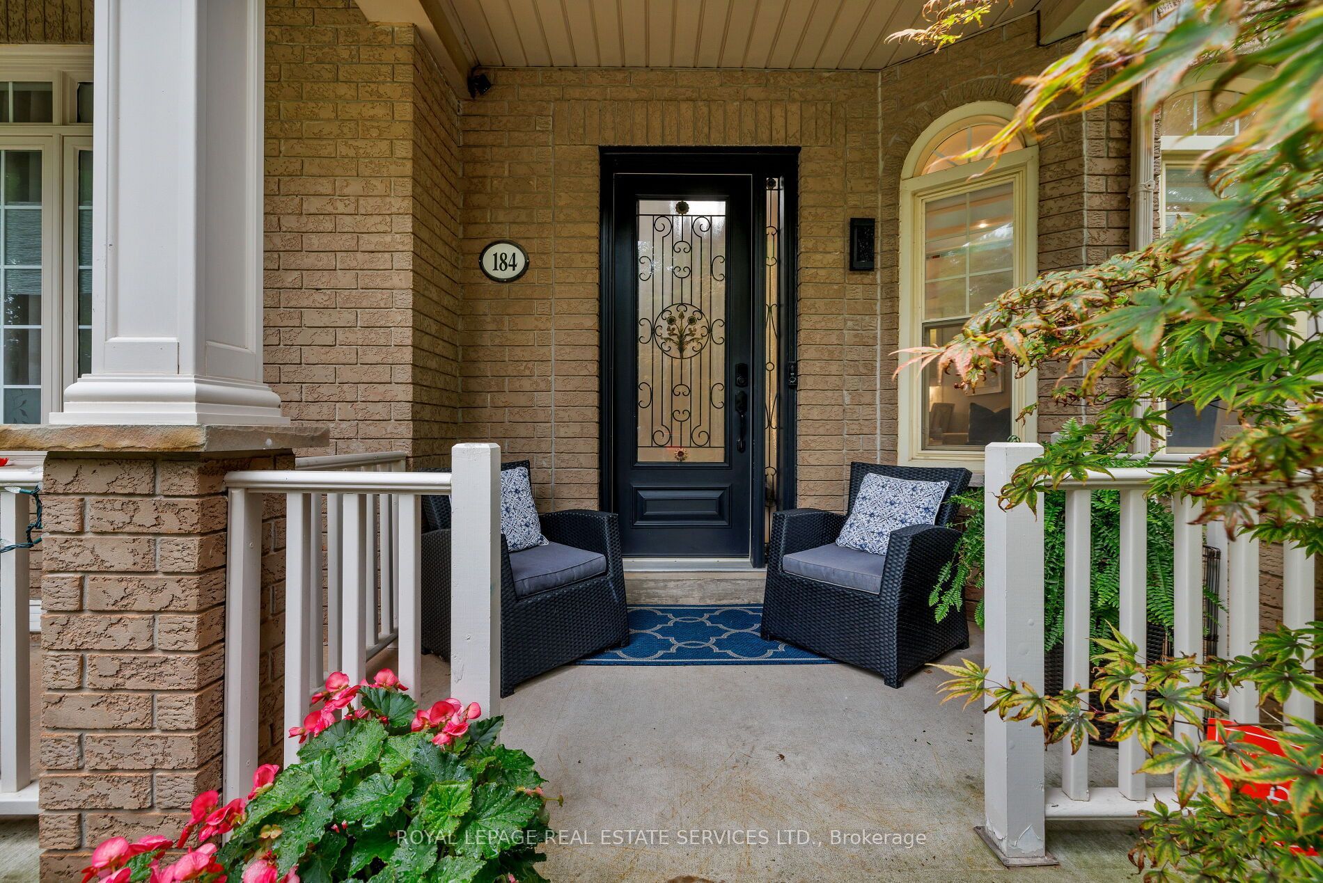 184 Gatwick Drive, Oakville, ON L6H 6N1 photo 2