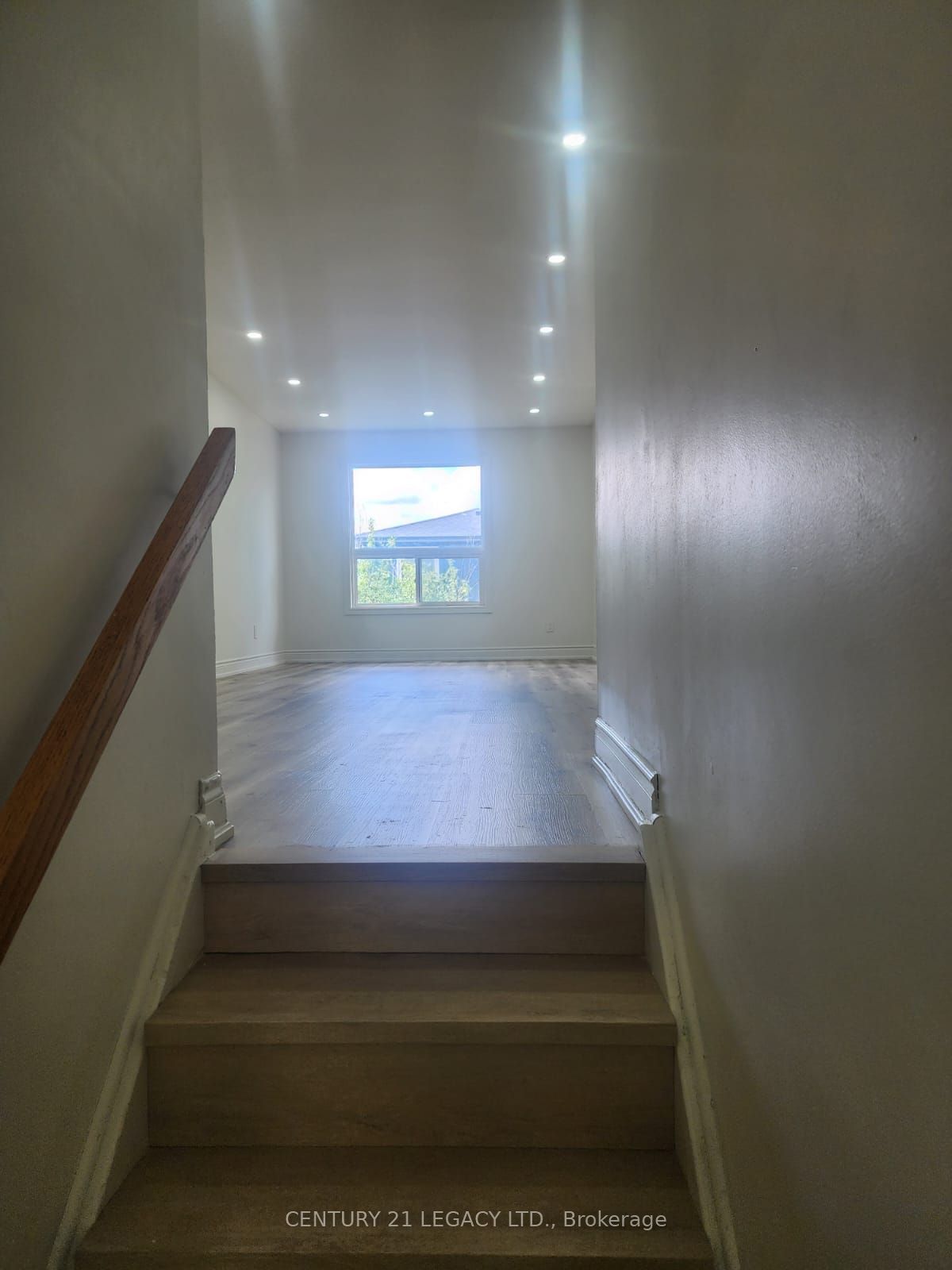 52 Rusthall Way, Brampton, ON L6V 3R6 photo 2