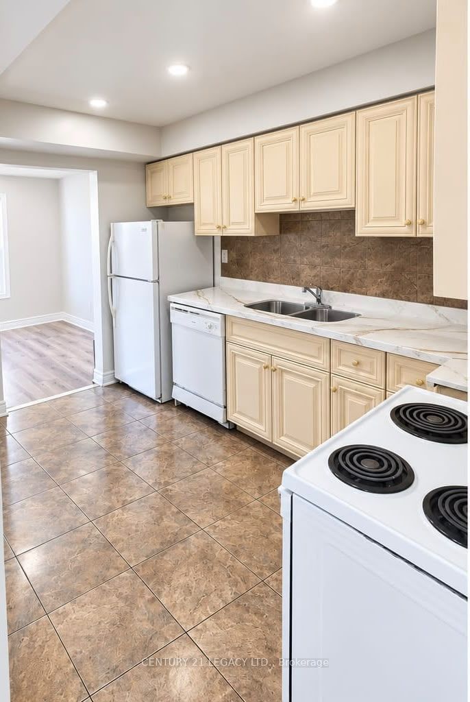 52 Rusthall Way, Brampton, ON L6V 3R6 photo 5