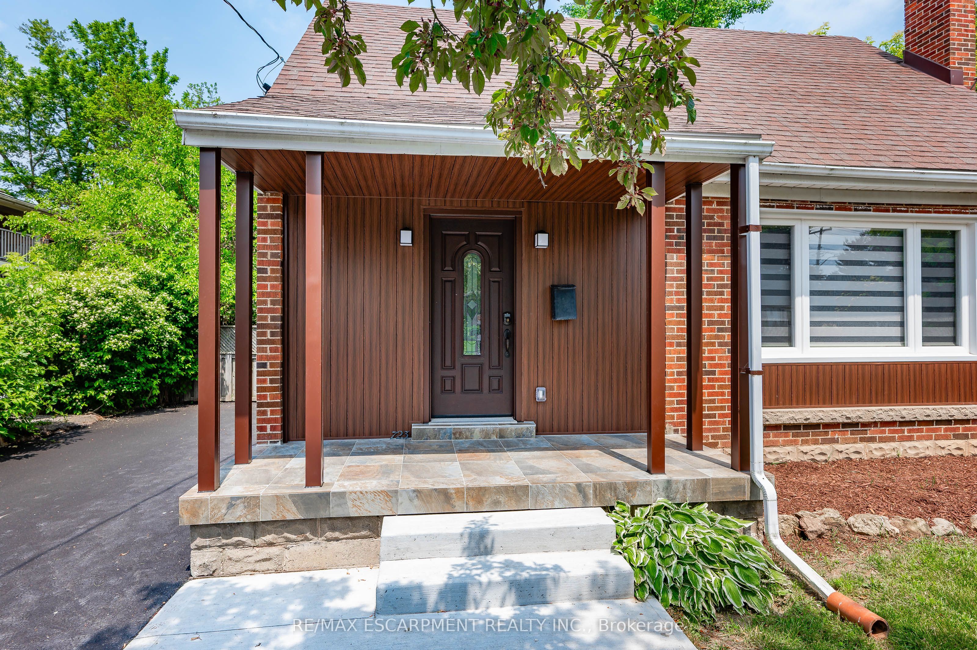 723 Hager Avenue, Burlington, ON L7S 1R2 photo 4