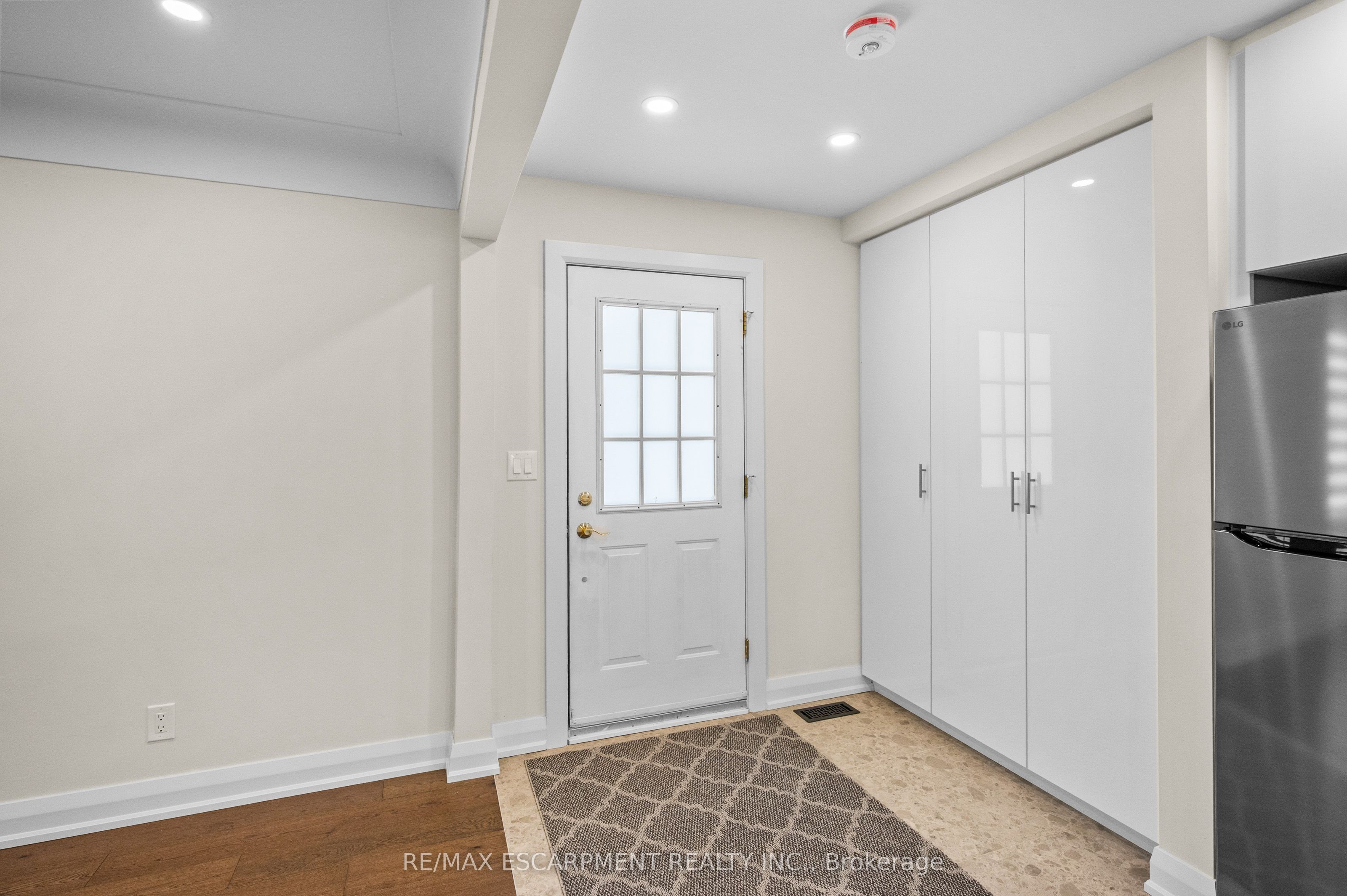 723 Hager Avenue, Burlington, ON L7S 1R2 photo 5
