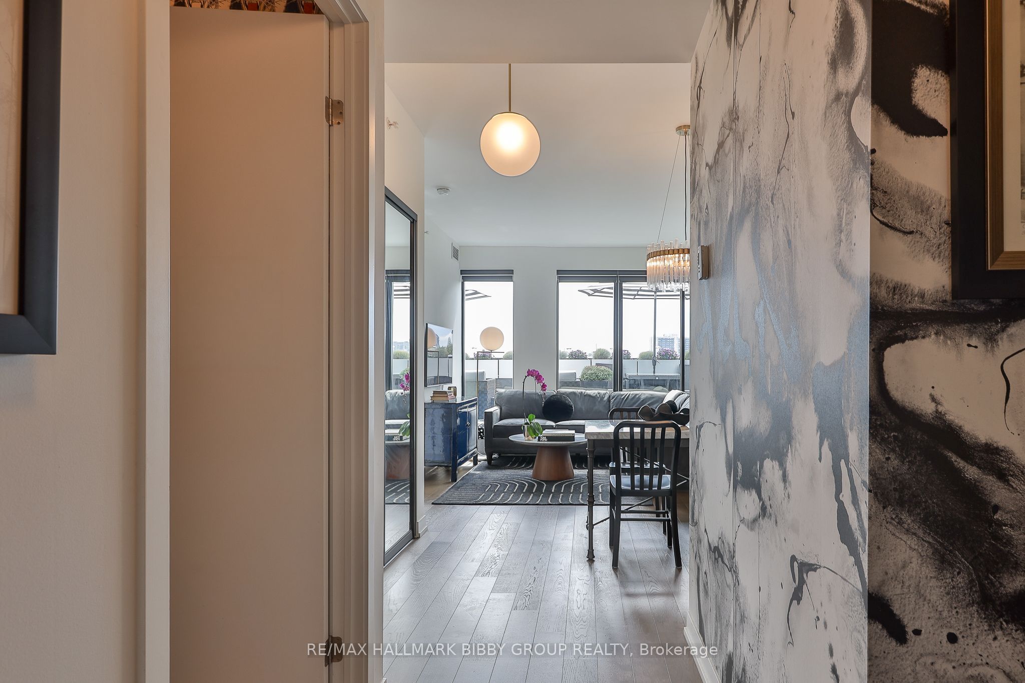 530 Indian Grove 614, Toronto, ON M6P 0B3
