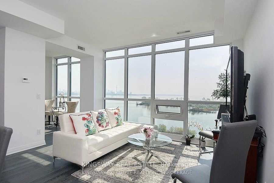 59 Annie Craig Drive 903, Toronto, ON M8V 0C4 photo 4