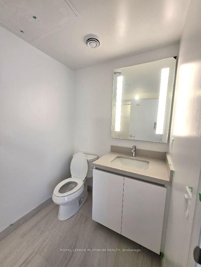 4015 The Exchange UPH 6006, Mississauga, ON L5B 0N9 photo 5