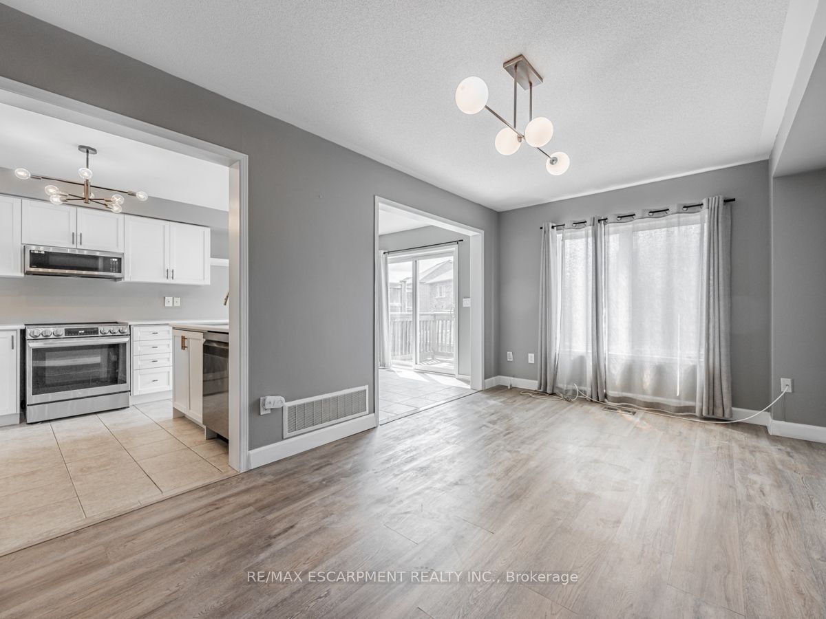 3352 Mikalda Road, Burlington, ON L7M 0K9 photo 5
