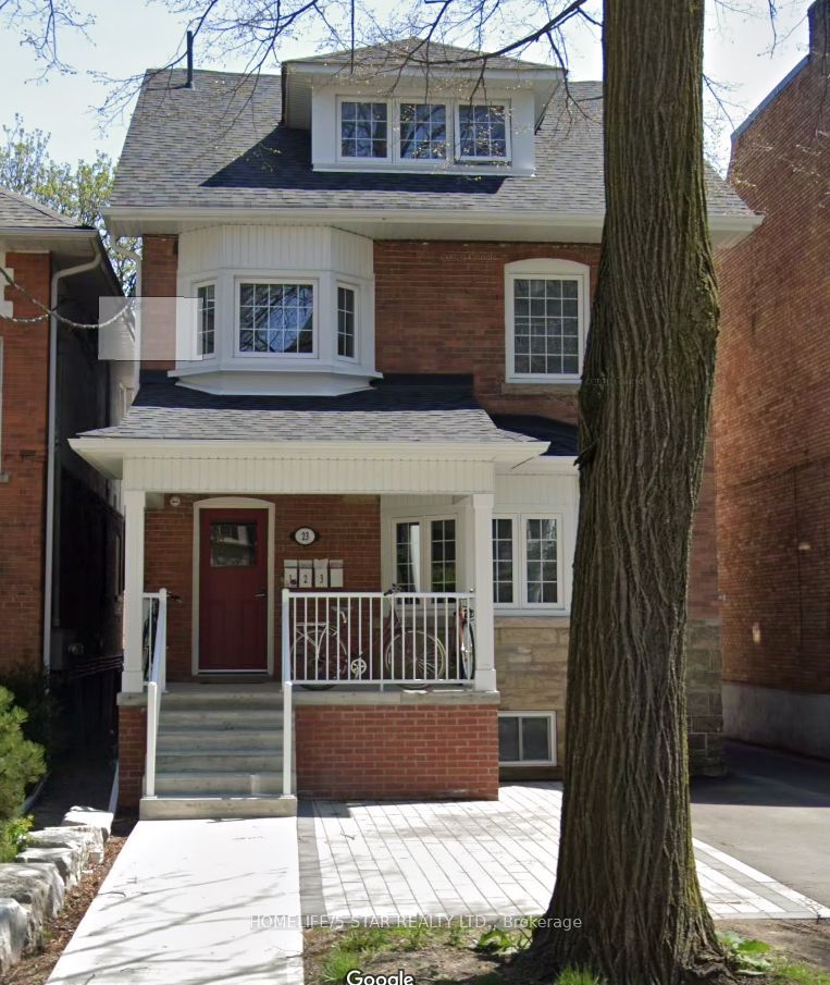 23 Temple Avenue Apt 3, Toronto, ON M6K 1C7