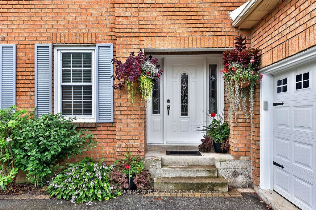 470 Delaney Court, Burlington, ON L7L 5T7 photo 3