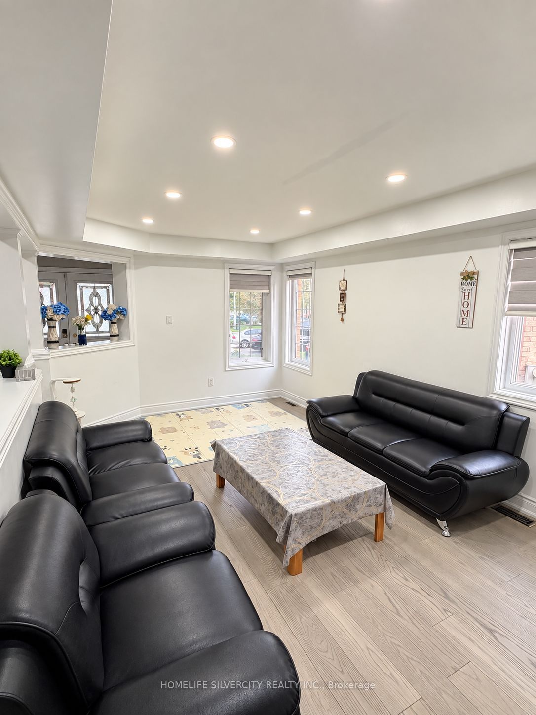 64 Treasure Drive, Brampton, ON L7A 3L7 photo 5