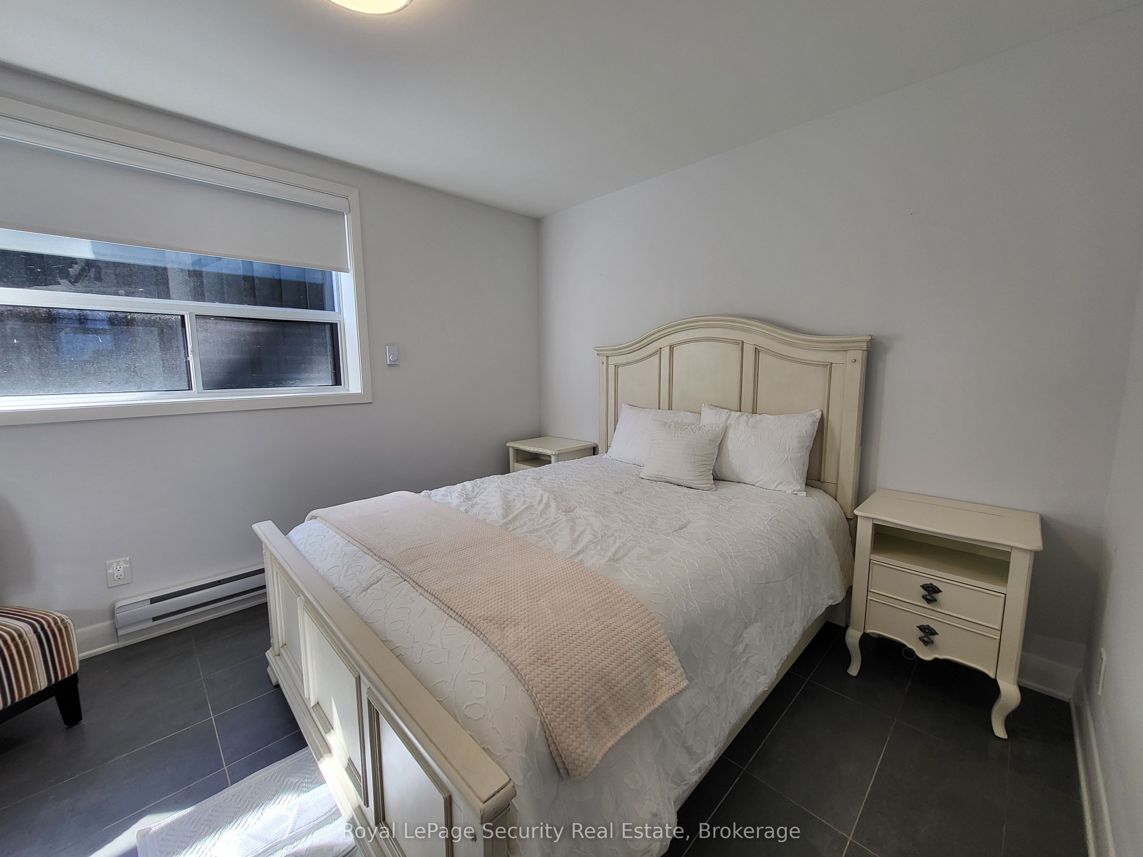 328 Lakeshore Road 2, Mississauga, ON L5G 1H4 photo 5