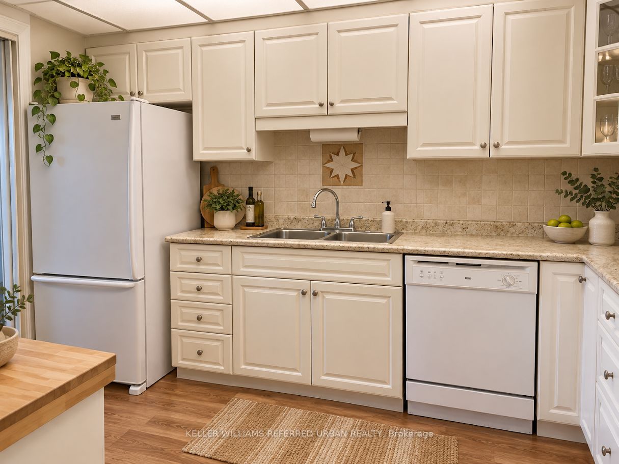 14 Neilson Drive 306, Toronto, ON M9C 1V6 photo 5