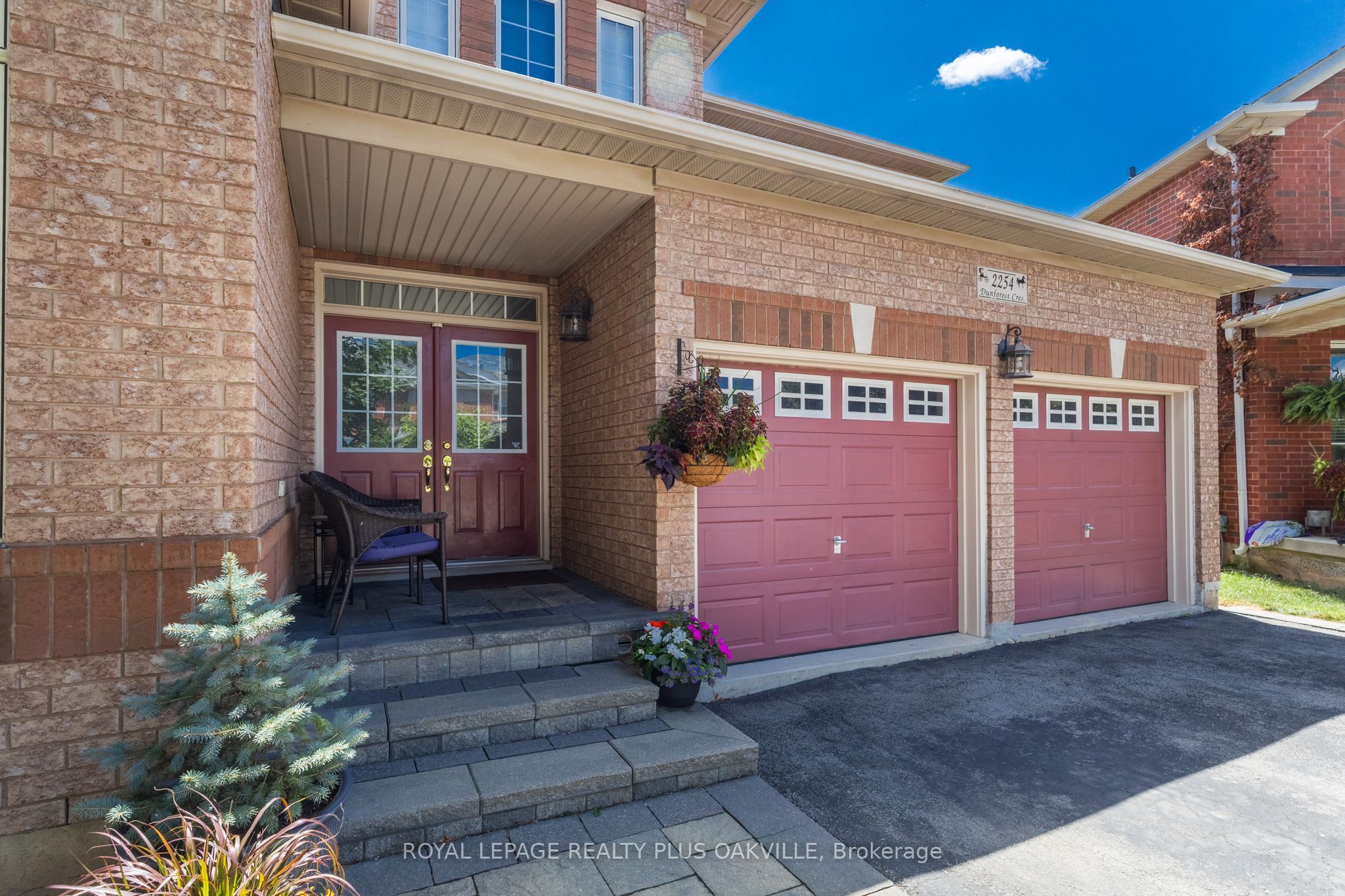 2254 Dunforest Crescent, Oakville, ON L6M 4X3 photo 5