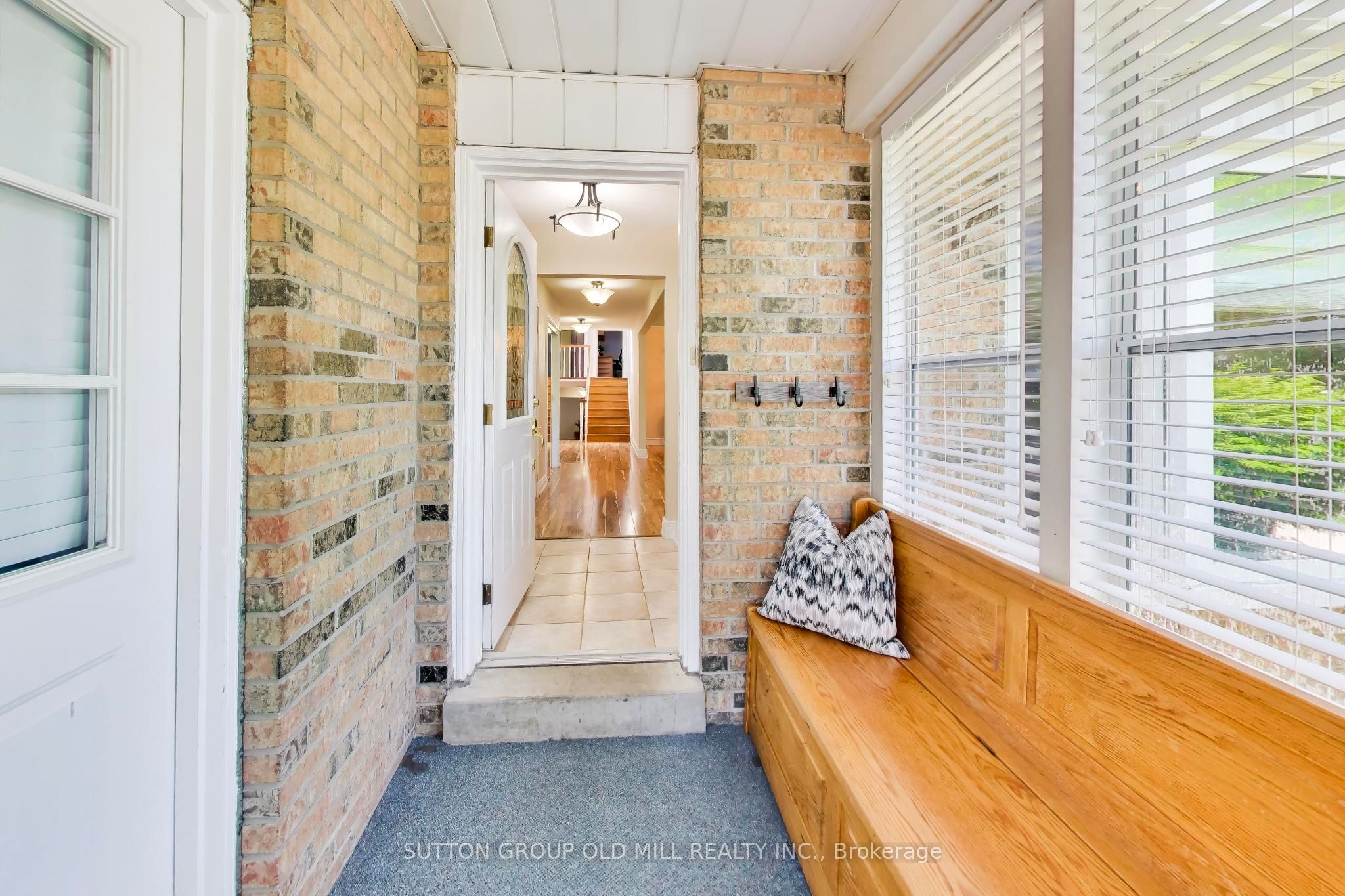 251 Chalfield Lane, Mississauga, ON L4Z 1L1 photo 2