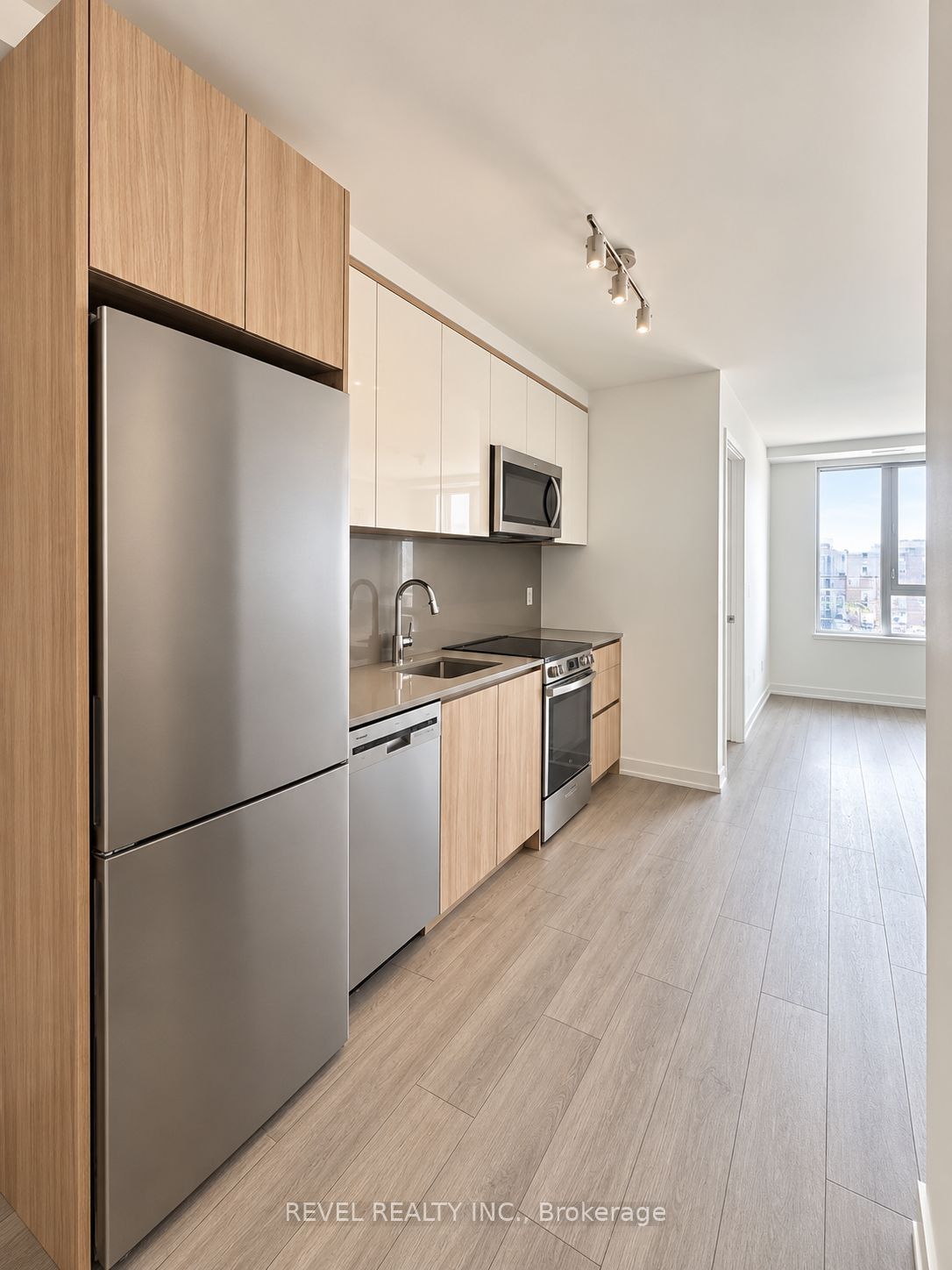 3100 Keele Street 210, Toronto, ON M3M 0E1