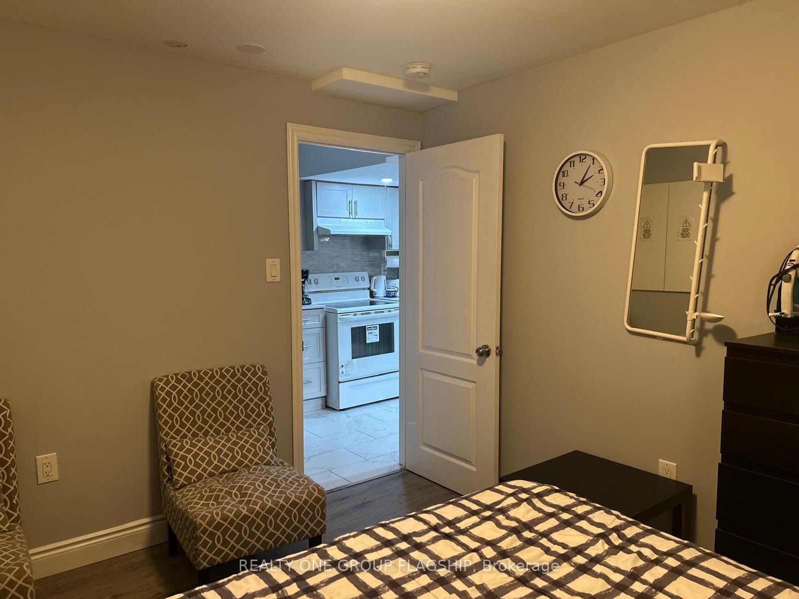 7 Hoxton Road, Brampton, ON L6S 5J3 photo 5