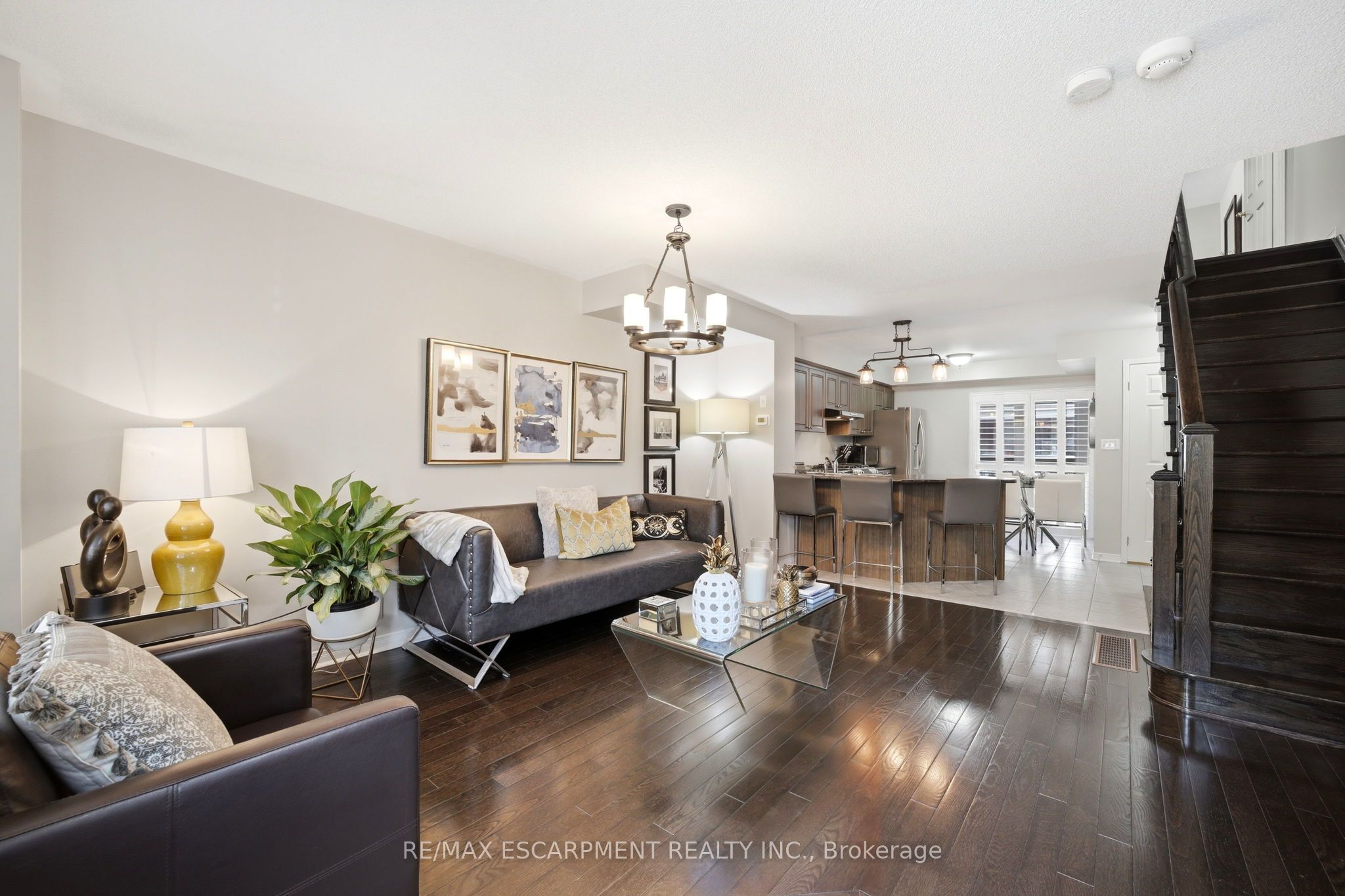 73 Ted Wray Circle, Toronto, ON M3L 0G7 photo 4