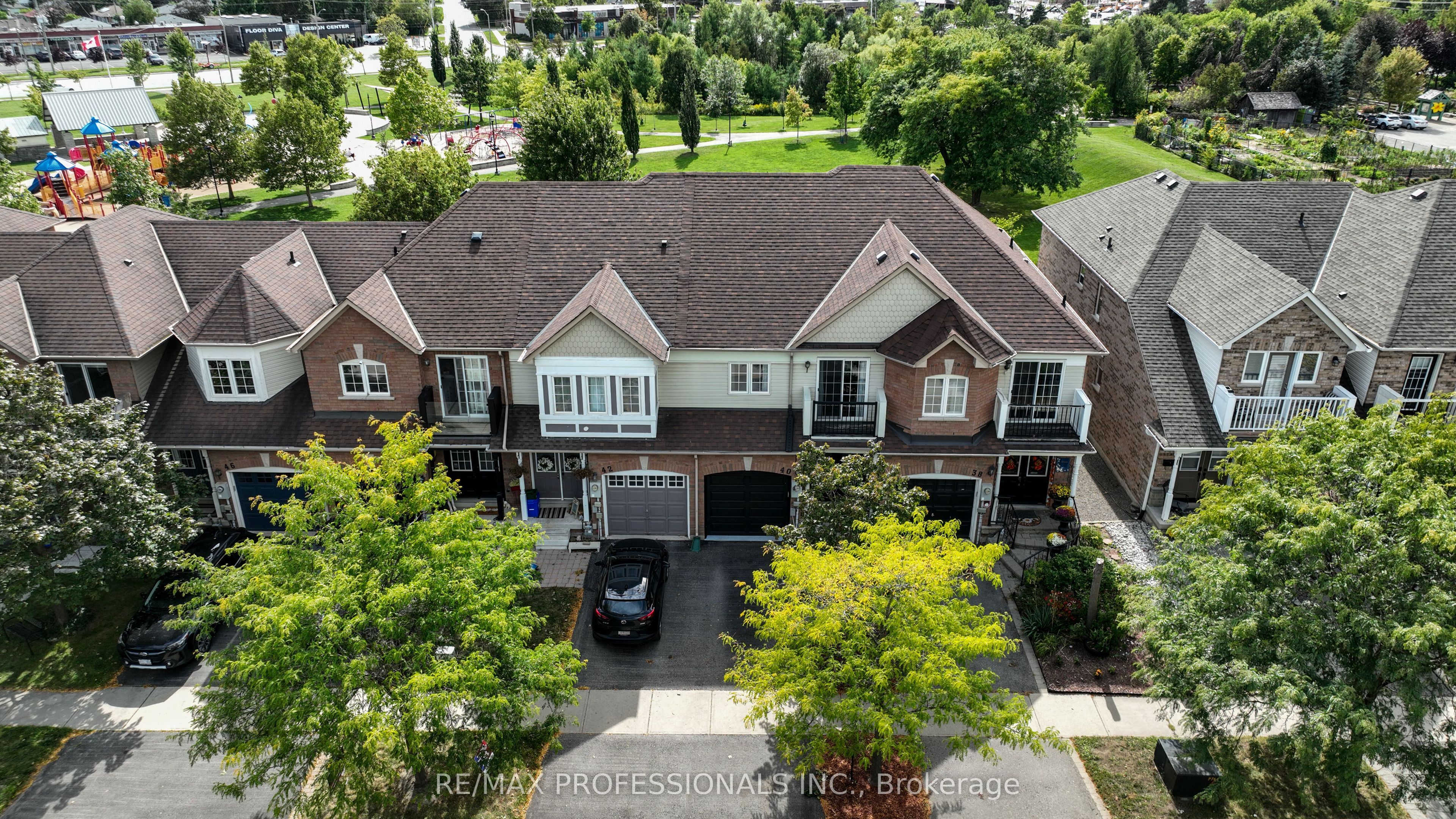 40 Dominion Gardens Drive, Halton Hills, ON L7G 6B2 photo 4
